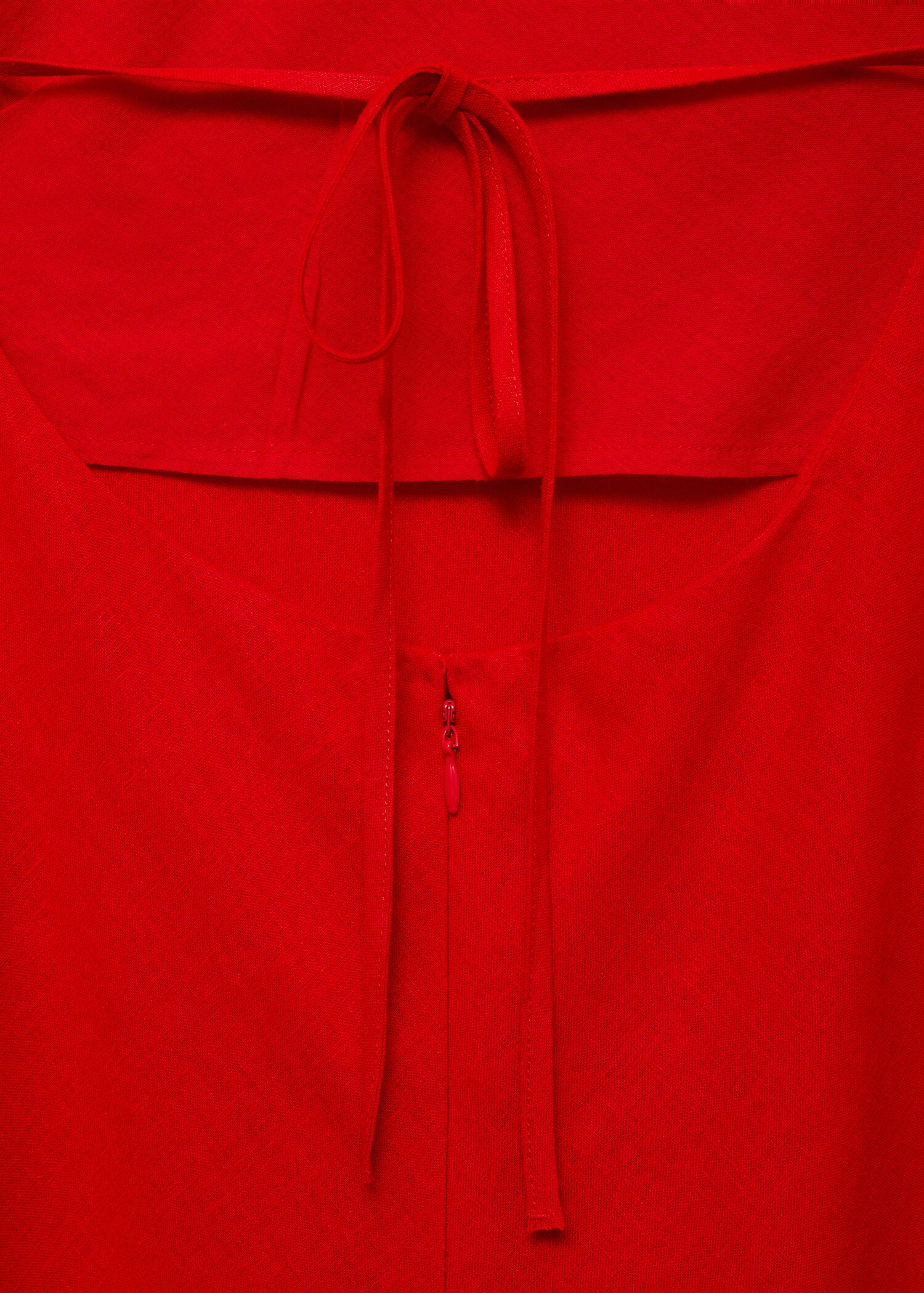 Halter-neck linen dress - Details of the article 0