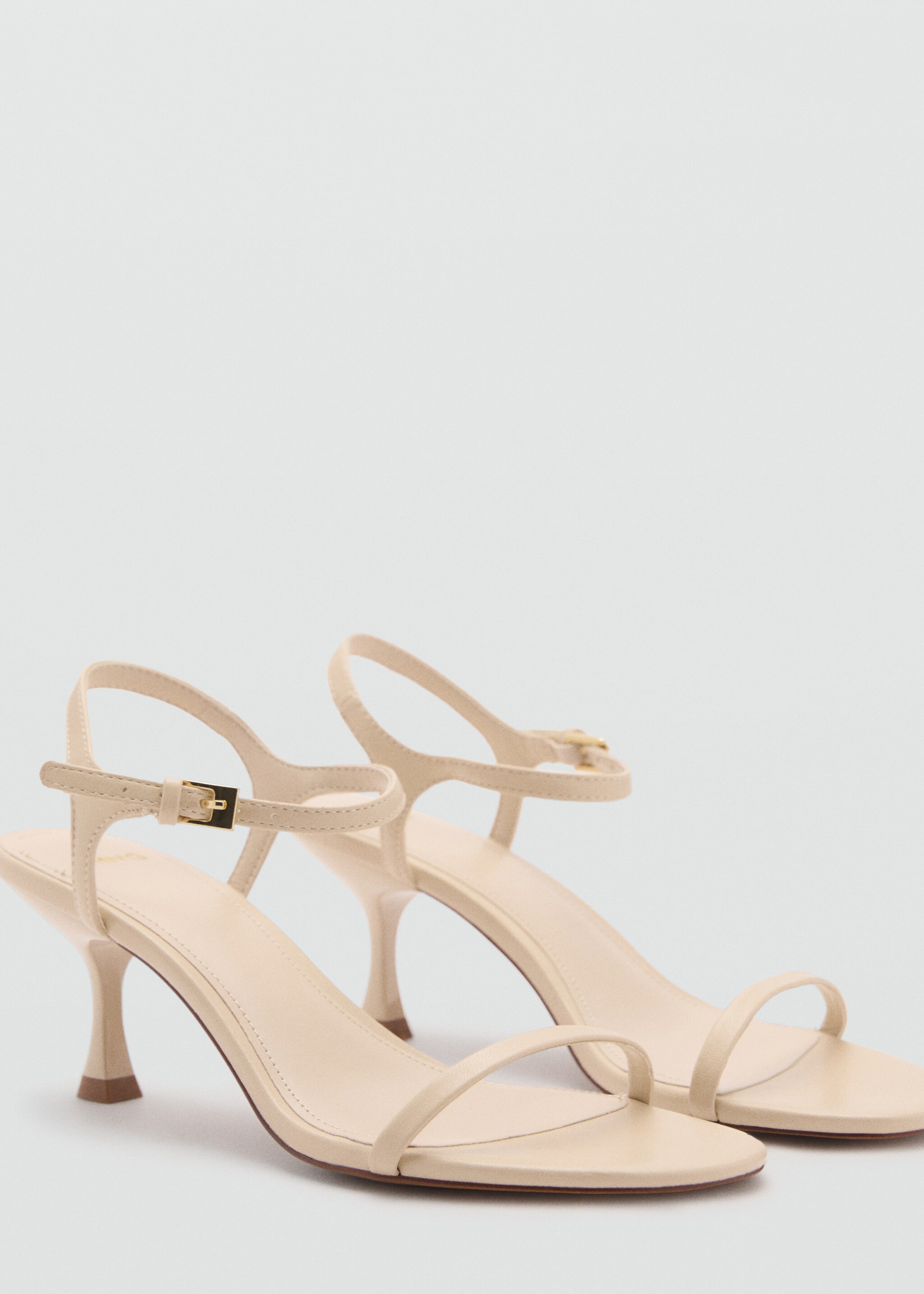 Kitten heel sandals with straps - Medium plane