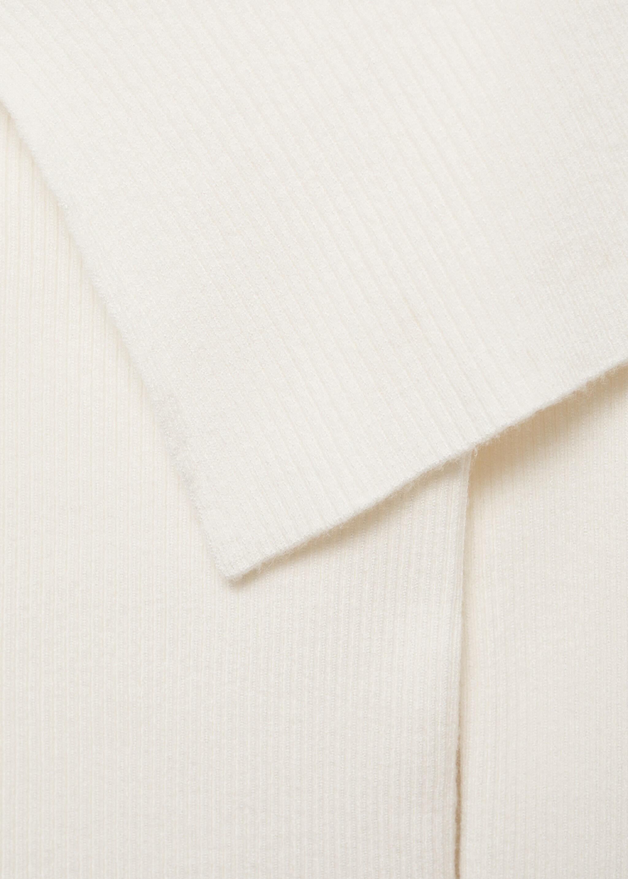 Off-the-shoulder knitted sweater - Details of the article 0