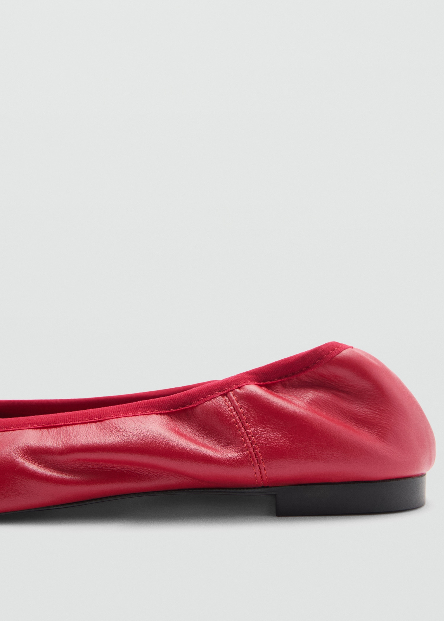 Leather ballet flats with bow - Details of the article 1