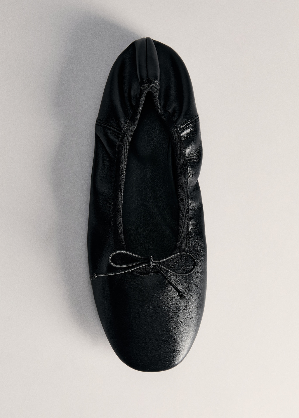 MANGO Leather ballet flats with bow Black 7 Woman