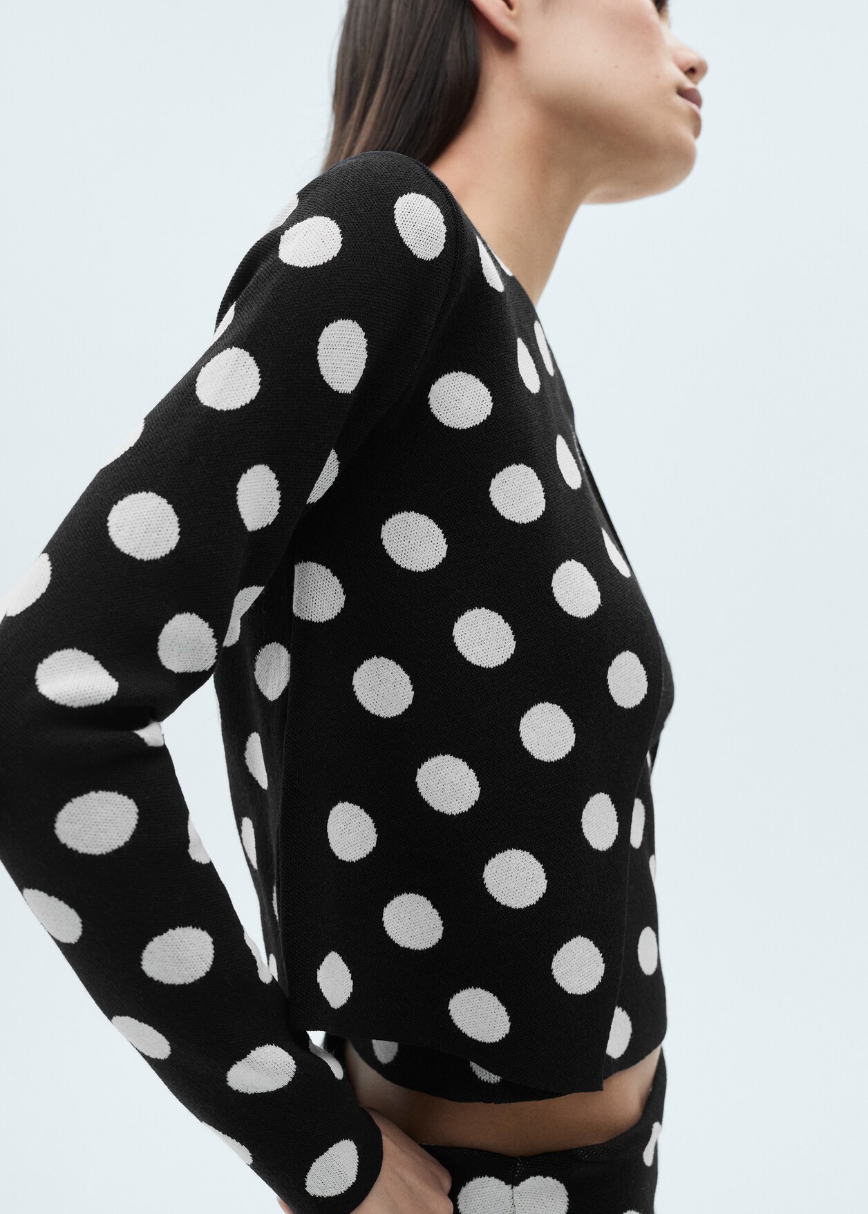 Scalloped Trim Polka Dot Knit Cardigan