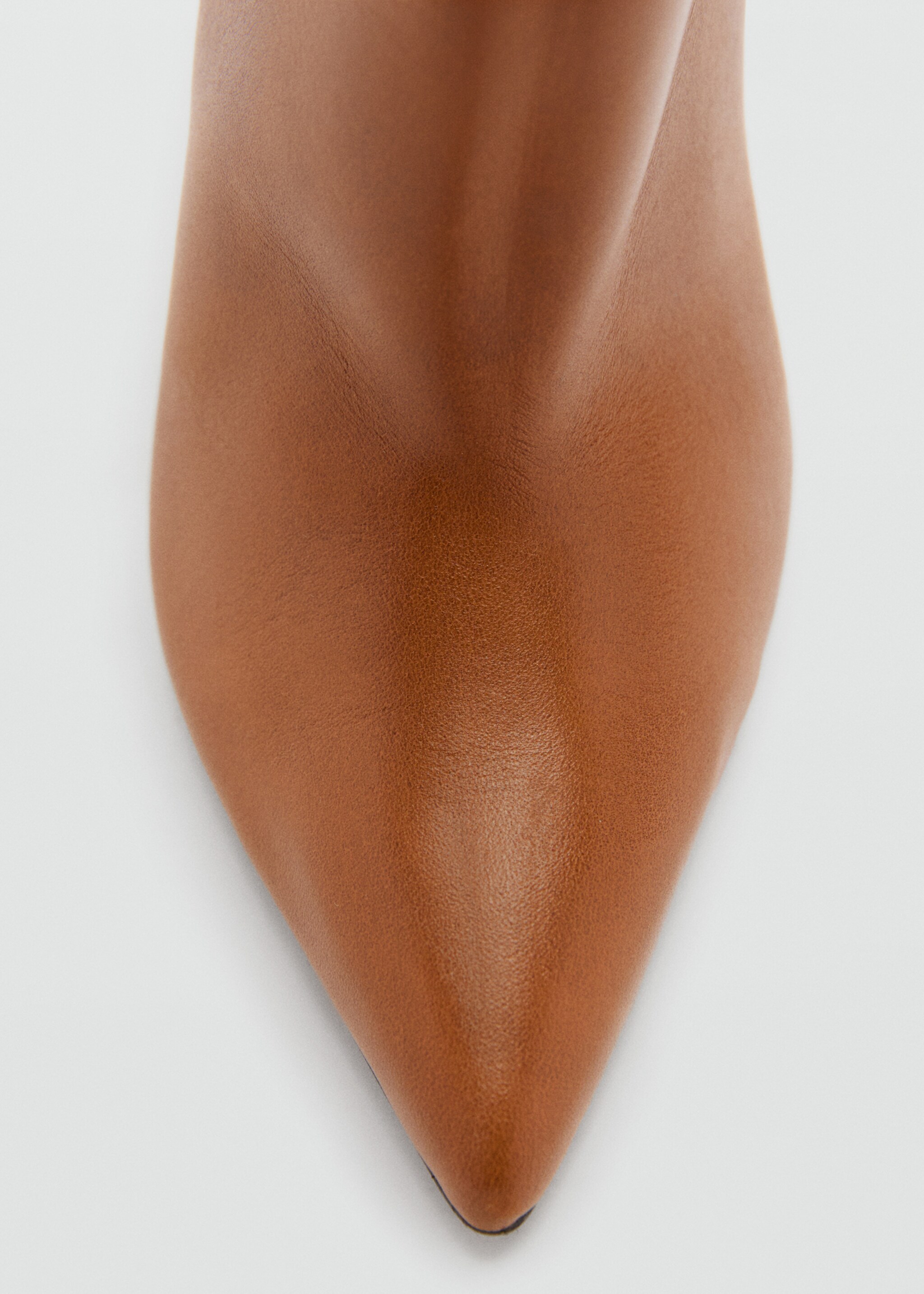 Knee-high leather boots with ruched detail - Details of the article 2