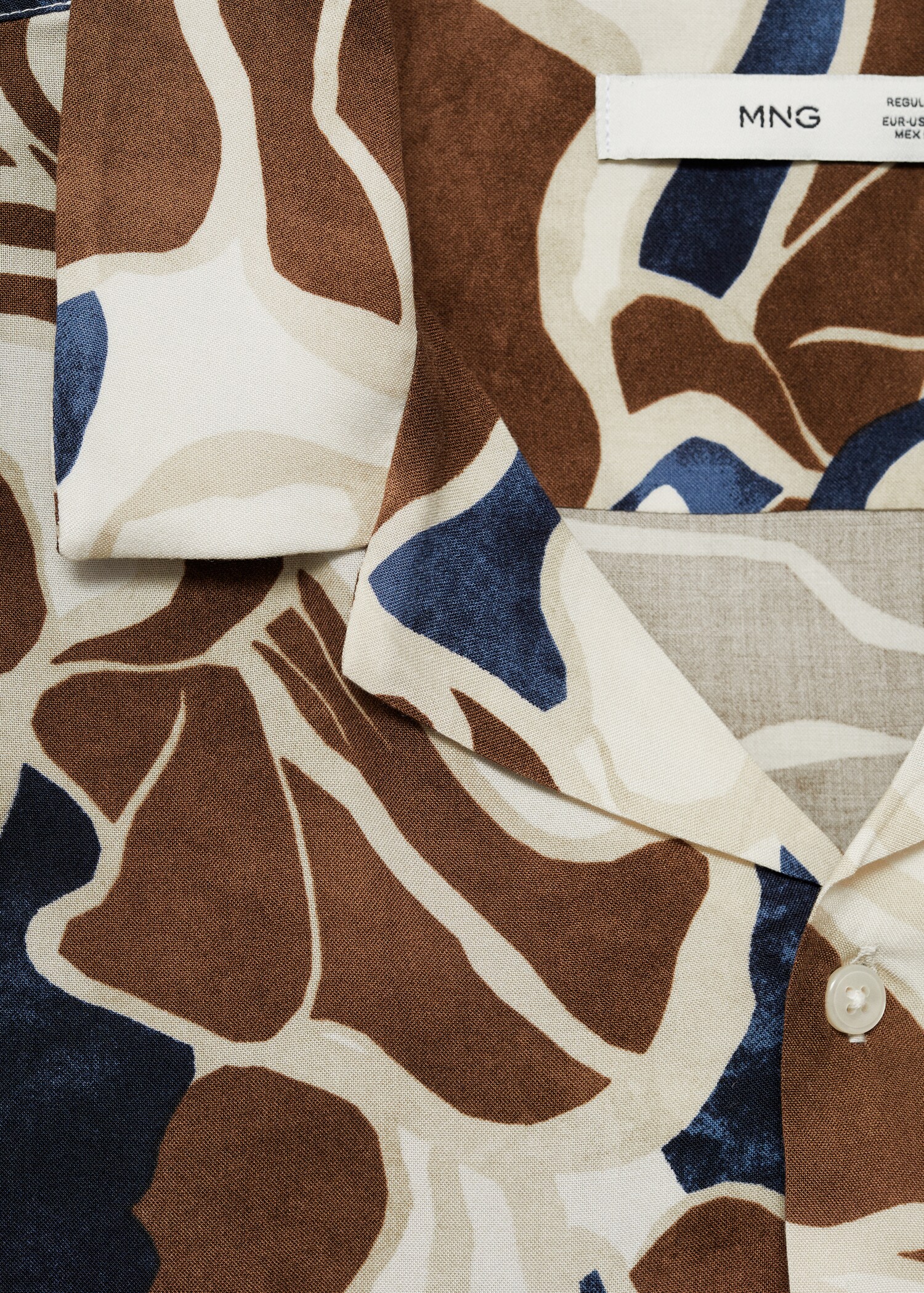 Printed fluid regular-fit shirt - Details of the article 8