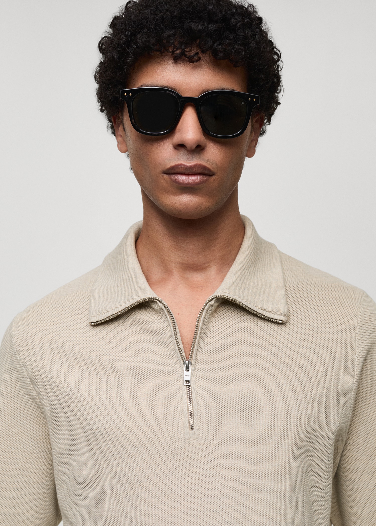 Pull-over structuré col polo zippé - Détail de l'article 1