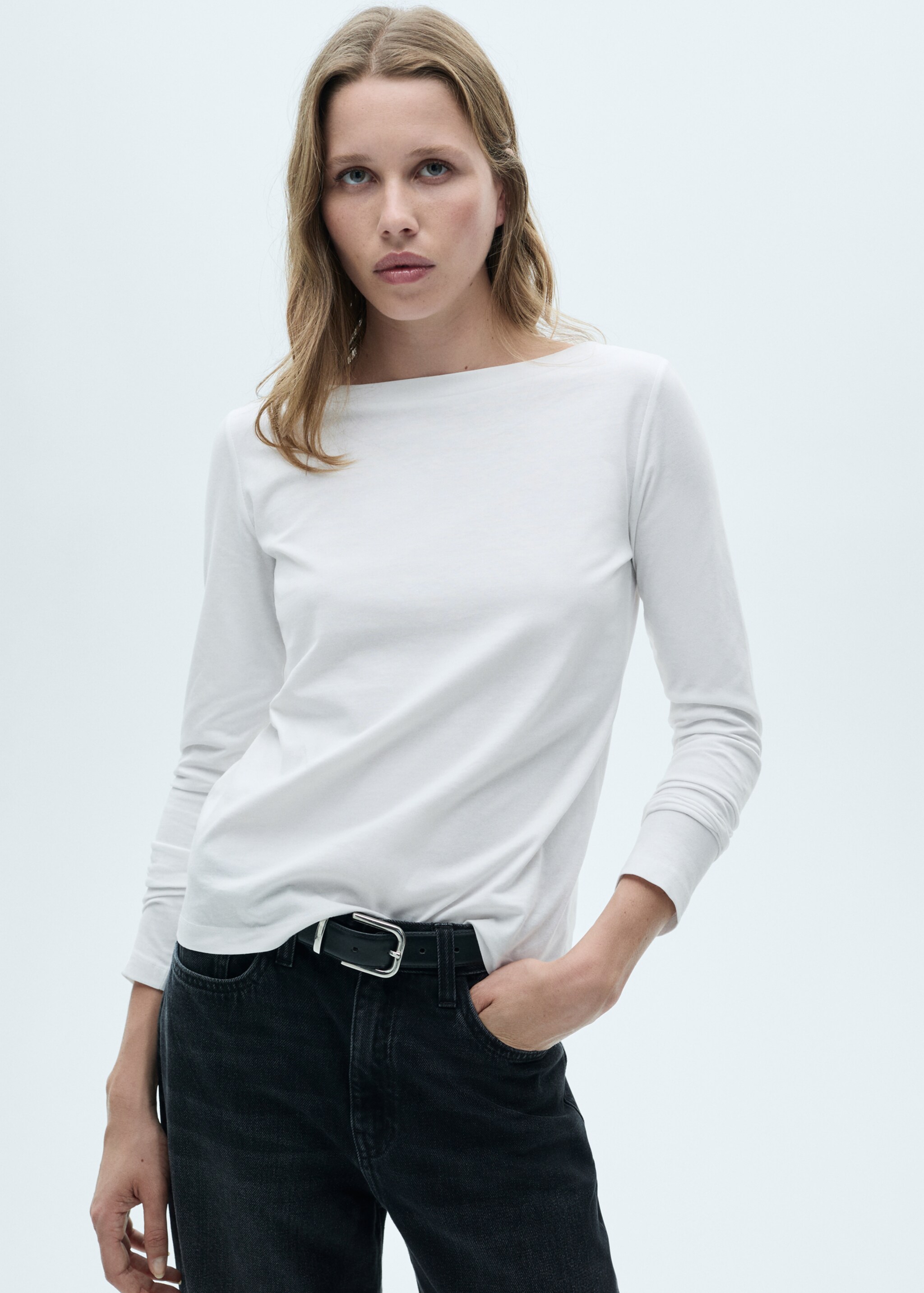 Long-sleeved boat-neck t-shirt - Medium plane