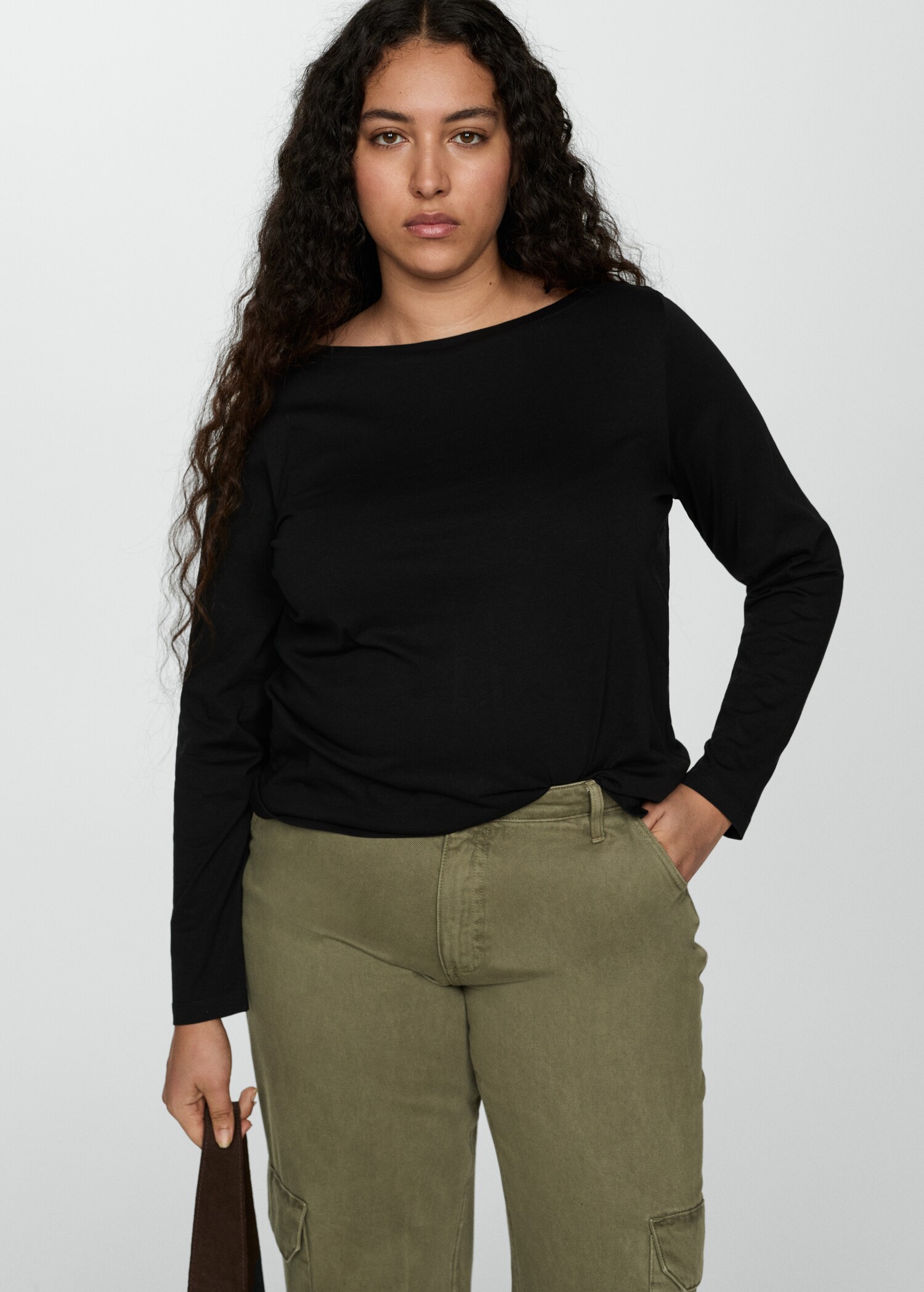 Long-sleeved boat-neck t-shirt - Details of the article 5