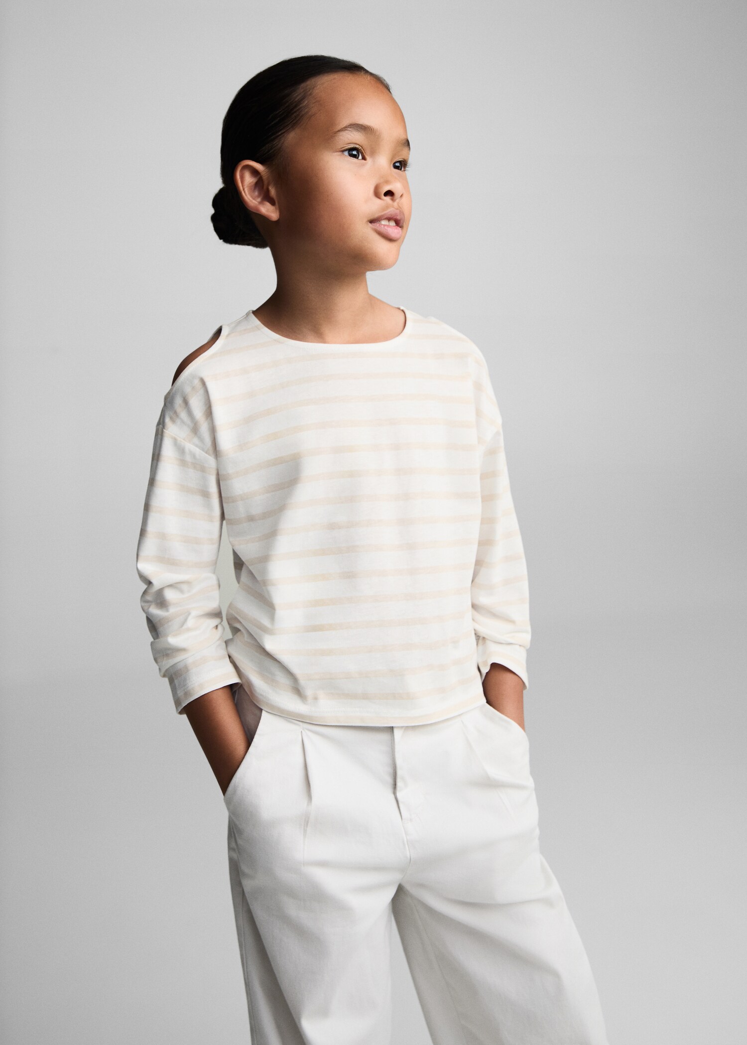 T-shirt coton ouverture épaules - Plan moyen