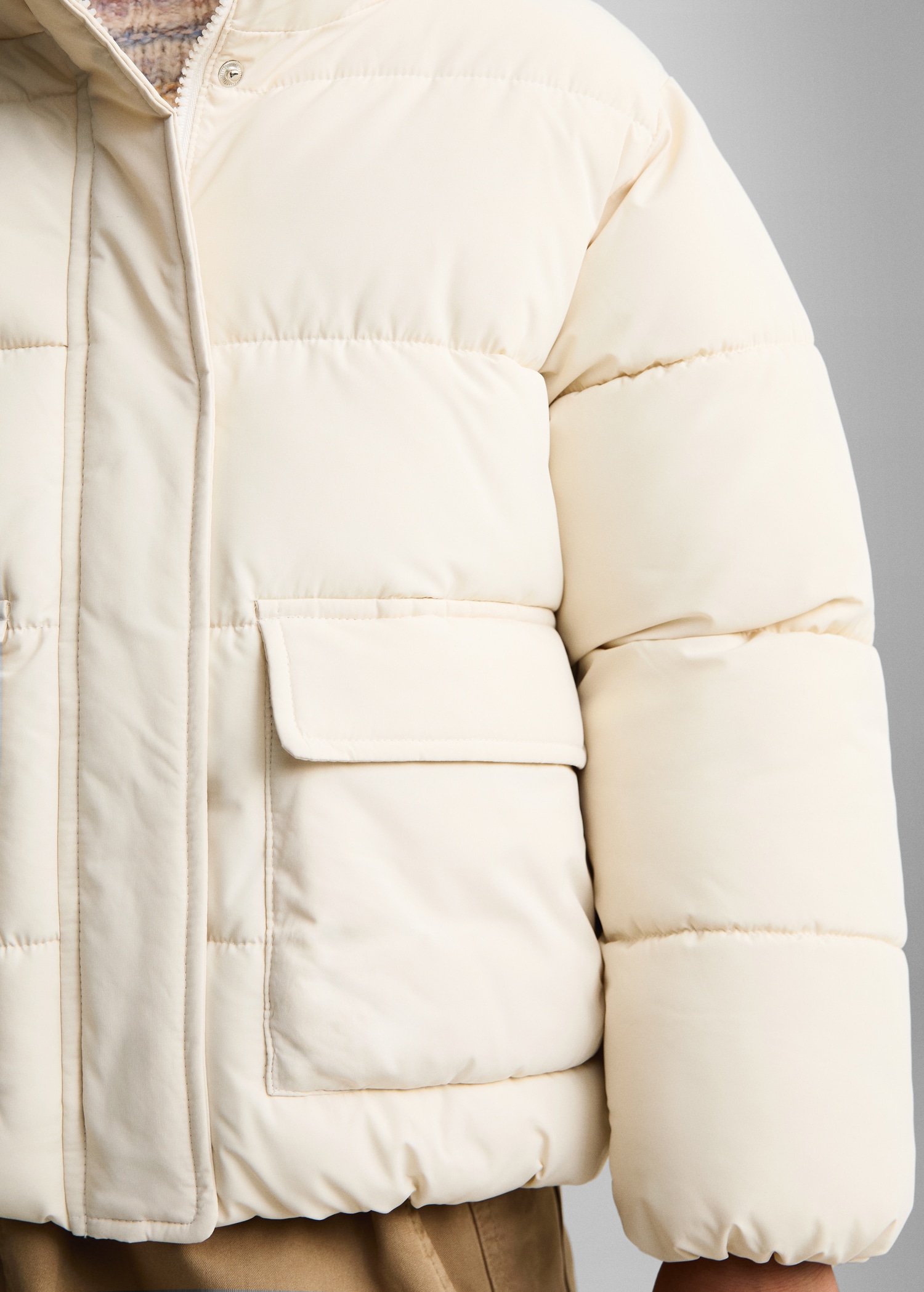 Padded anorak with shearling lining - Details of the article 6