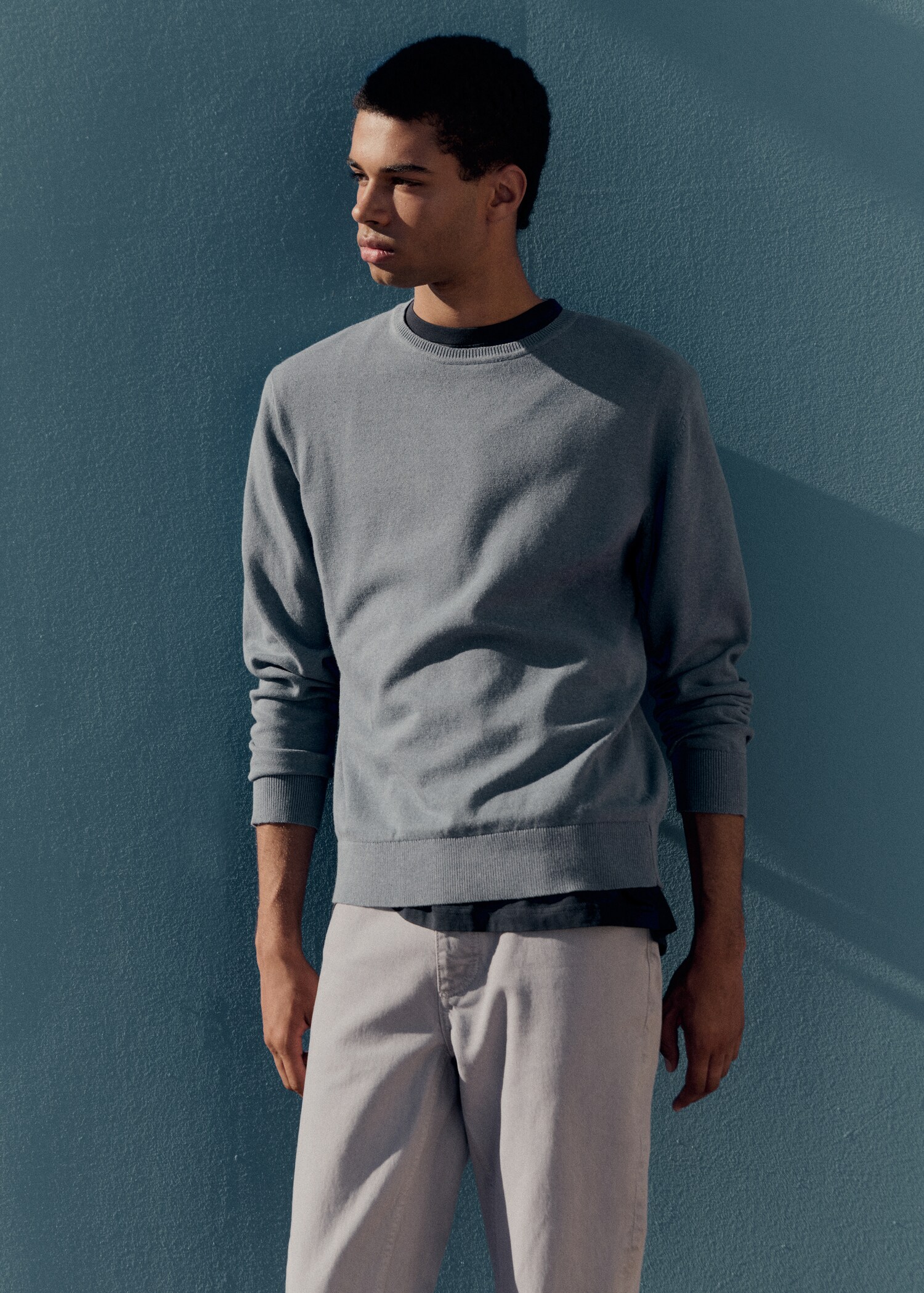 Round-neck knitted sweater - Details of the article 5