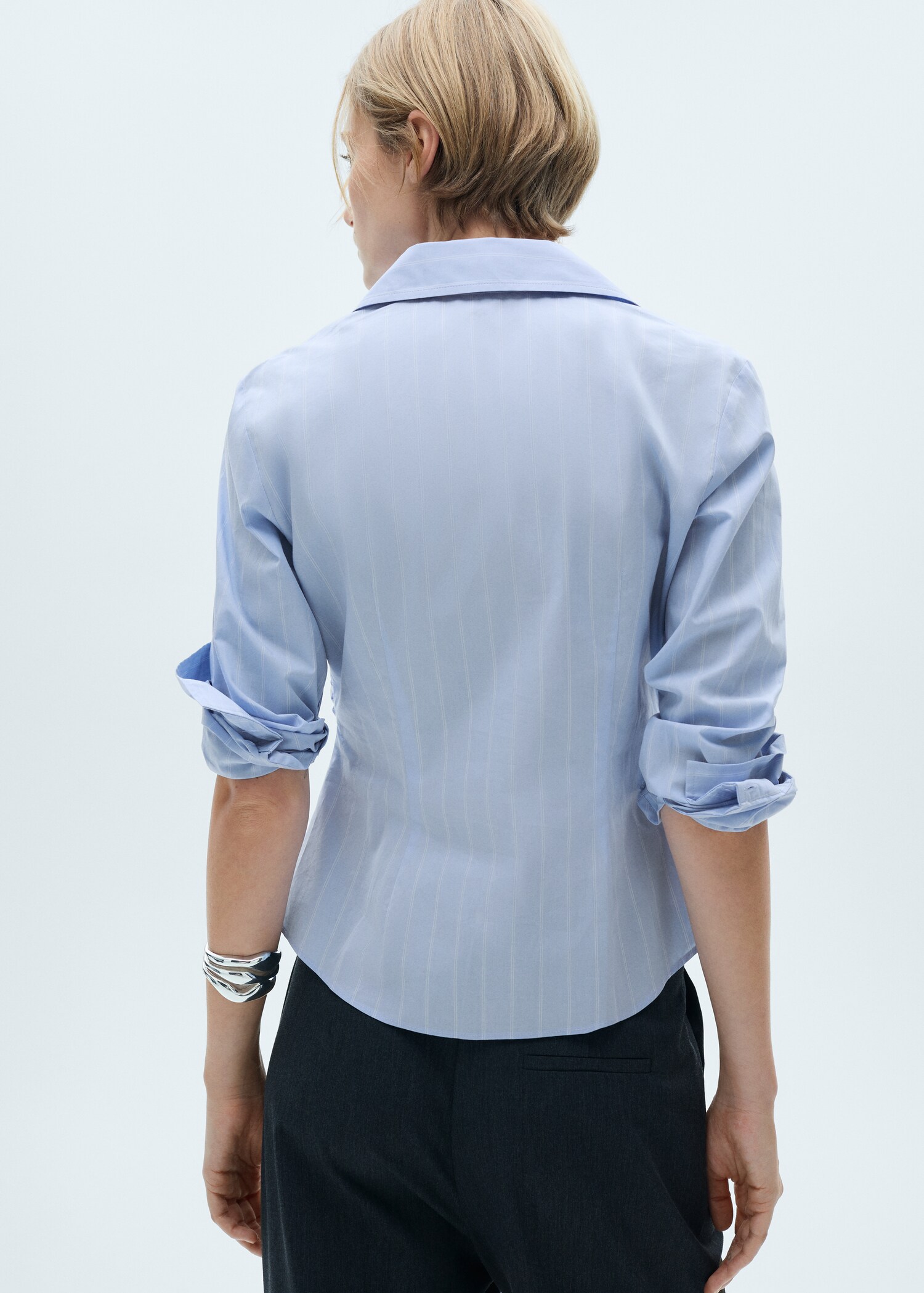 Gathered details cotton shirt - Reverse of the article