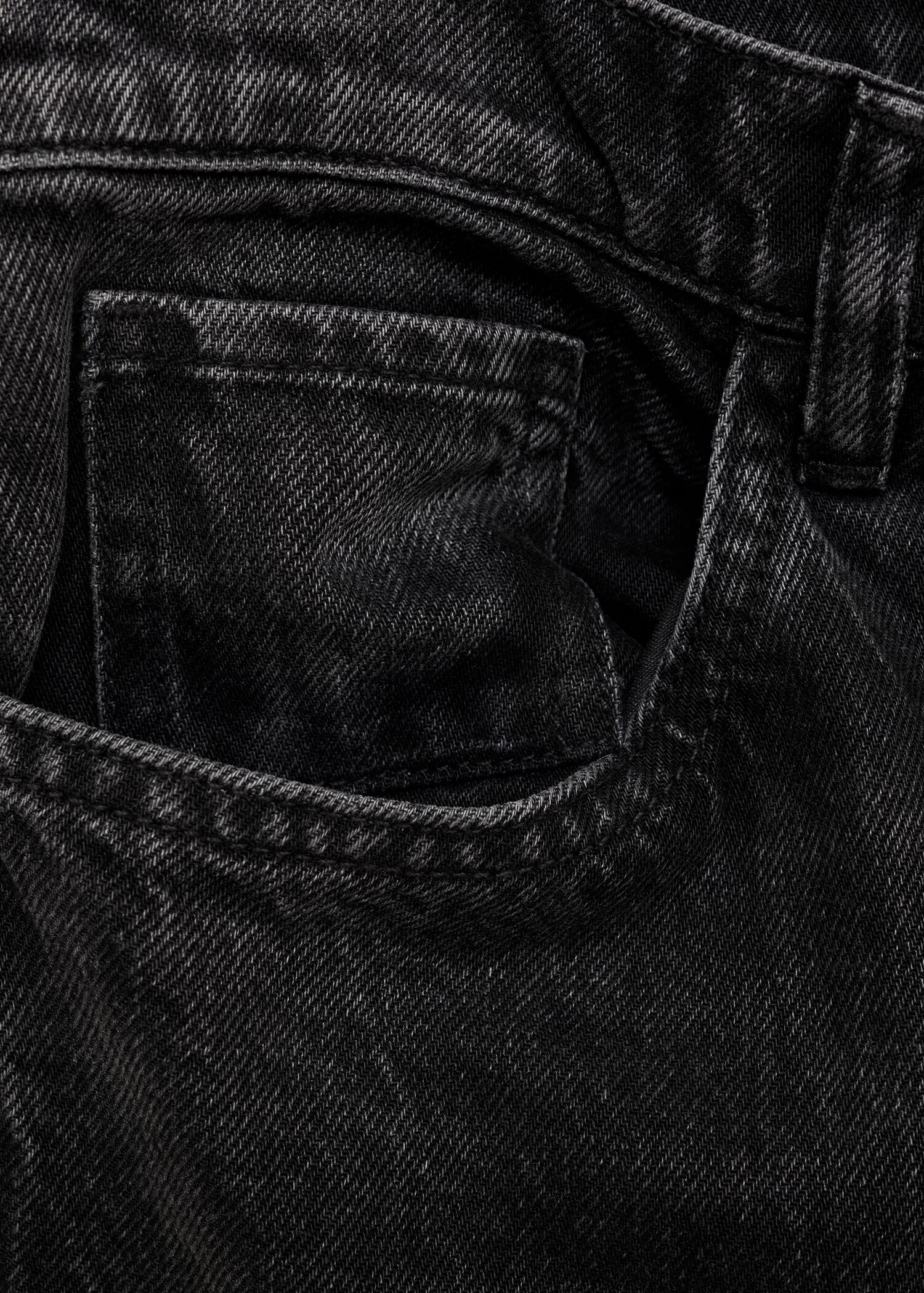 Turned-up straight jeans - Details of the article 0
