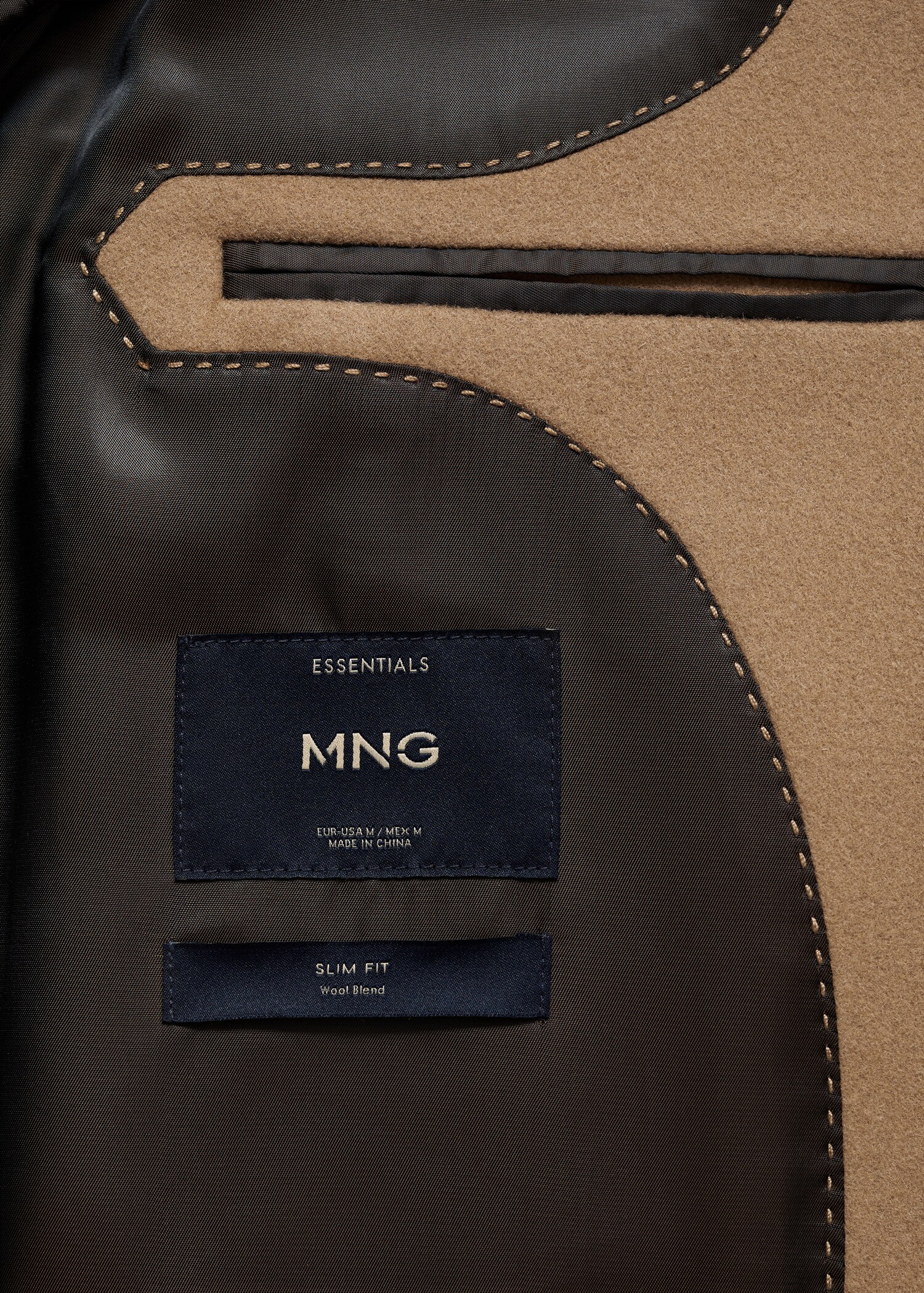 Long recycled wool coat - Details of the article 0