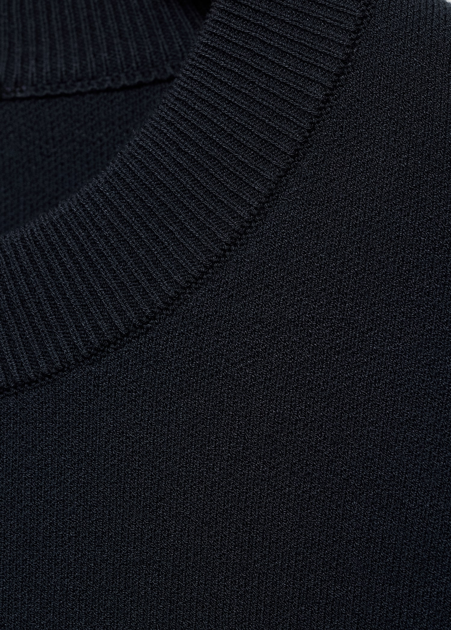 Medium-knit regular-fit sweater - Details of the article 8