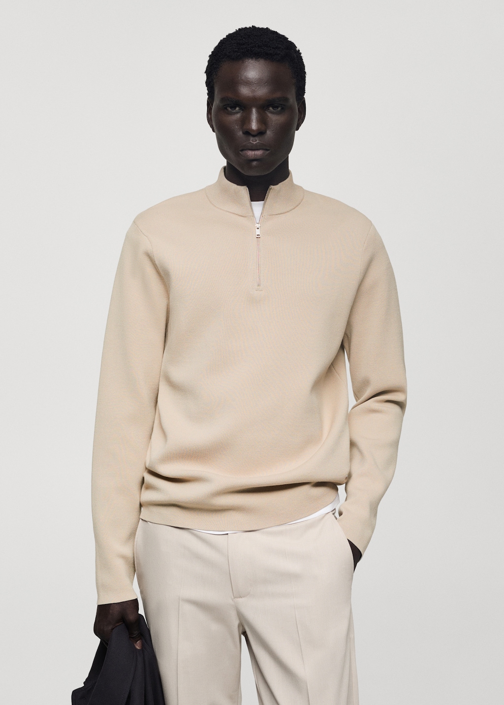 Medium-knit sweater with zip-up perkins neck