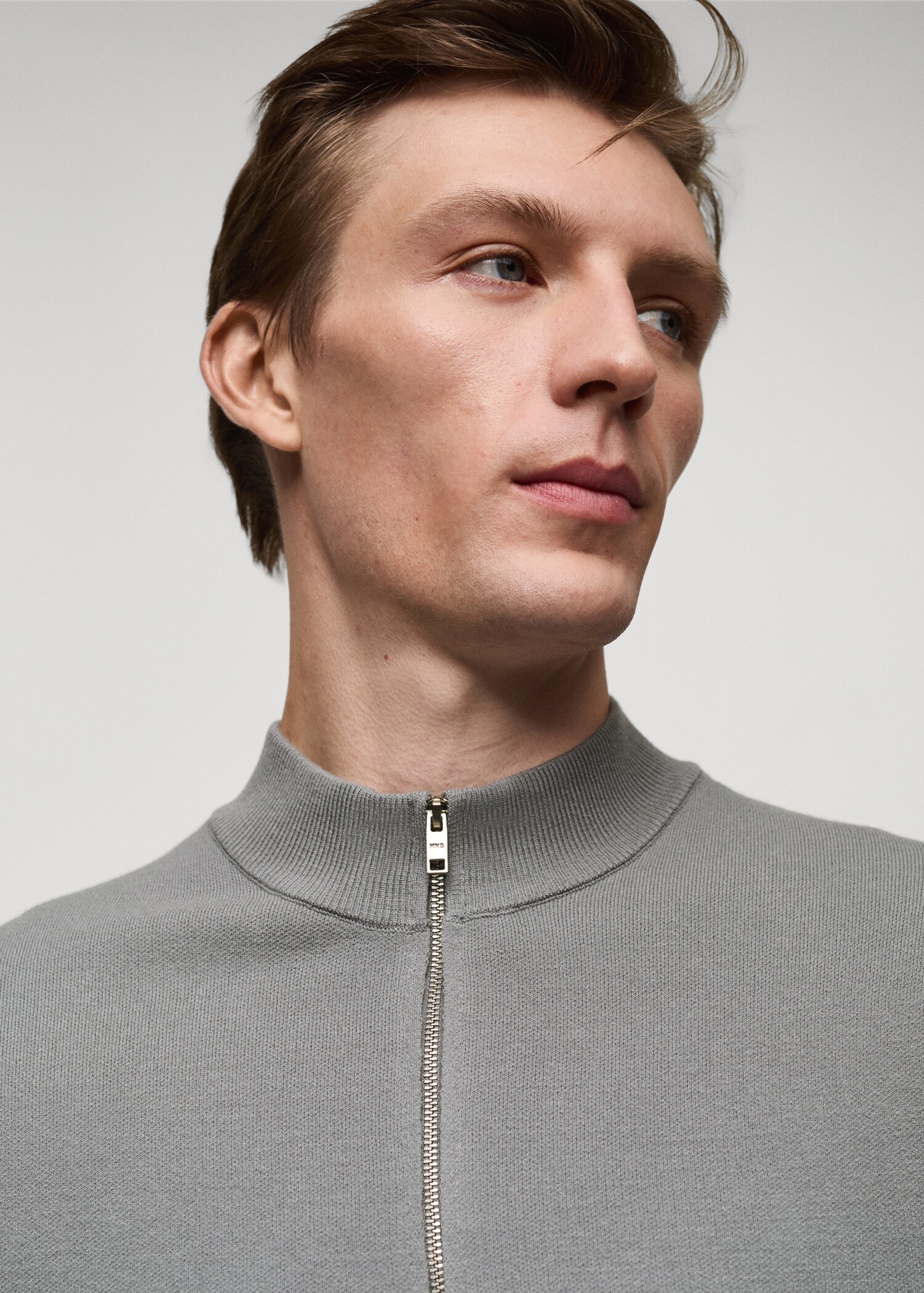 Pull-over maille moyenne col montant zippé - Verso de l’article