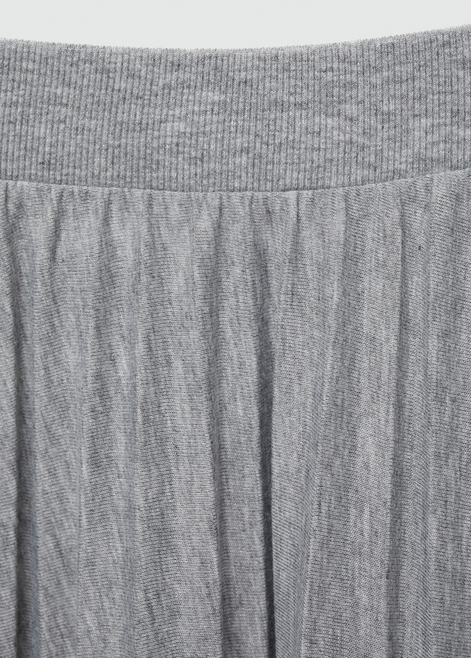 Pleated long skirt - Details of the article 8