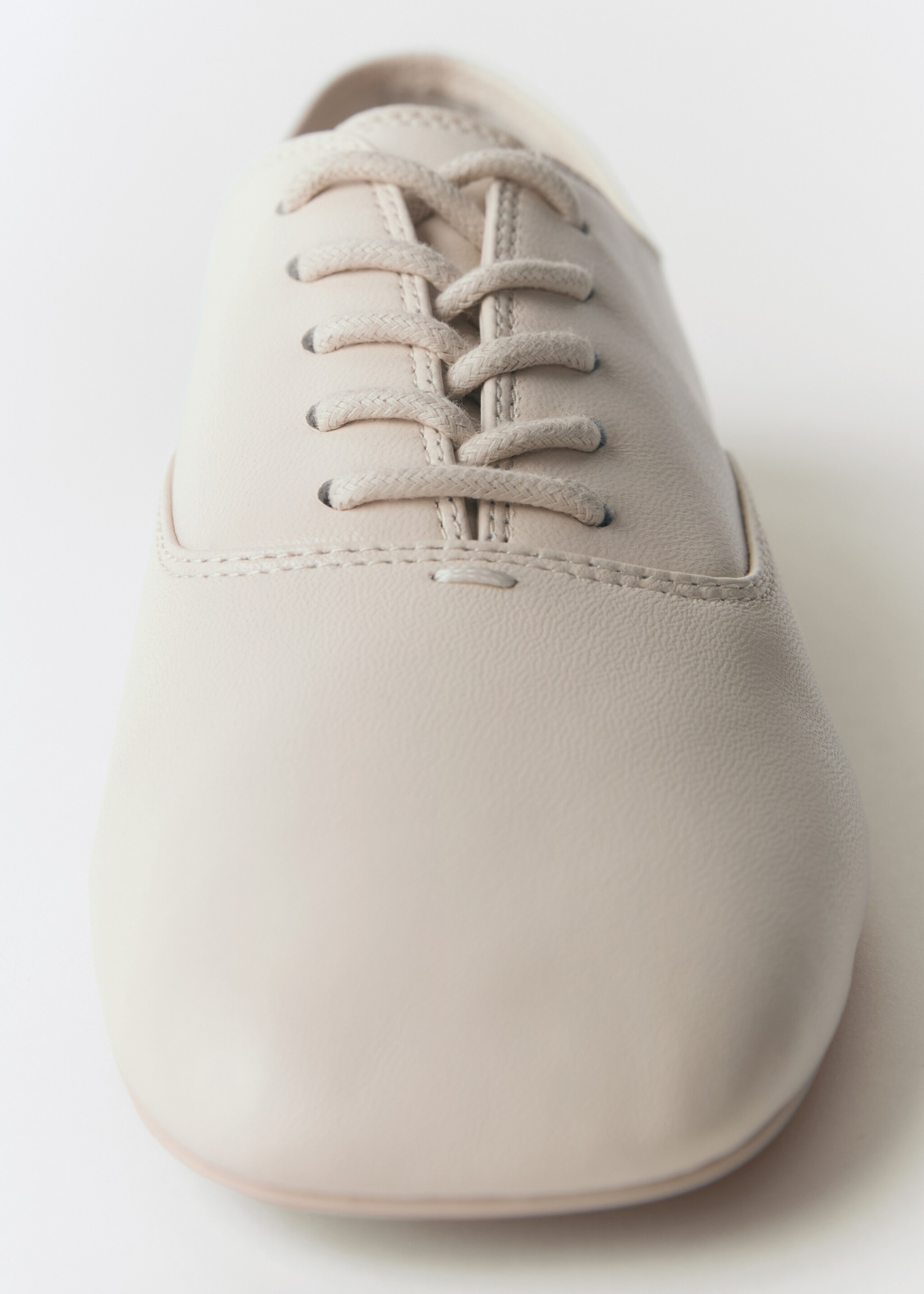 Lace-up leather shoes - Details of the article 2