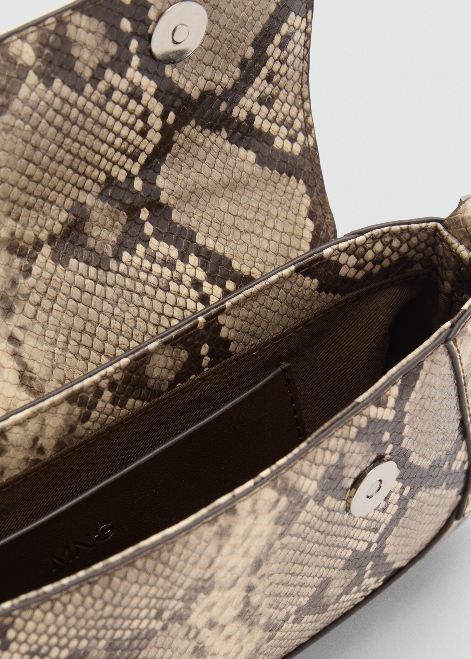 Bolso hombro solapa - Detalle del artículo 1