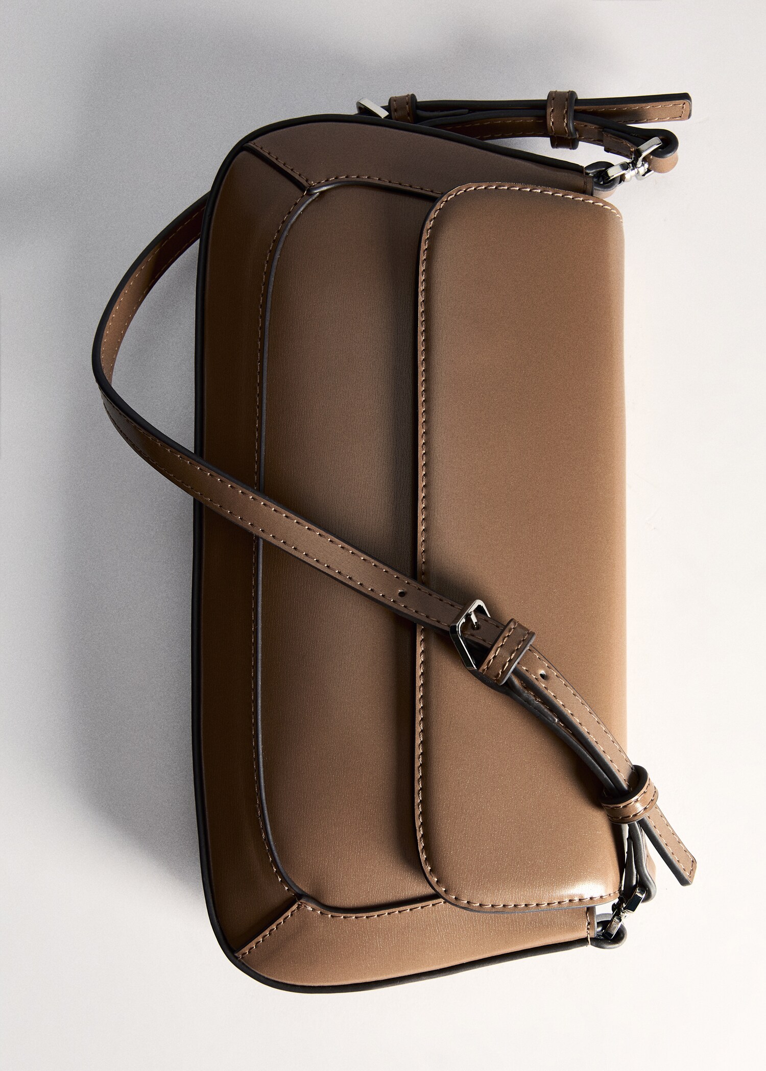 Bolso hombro solapa - Detalle del artículo 5