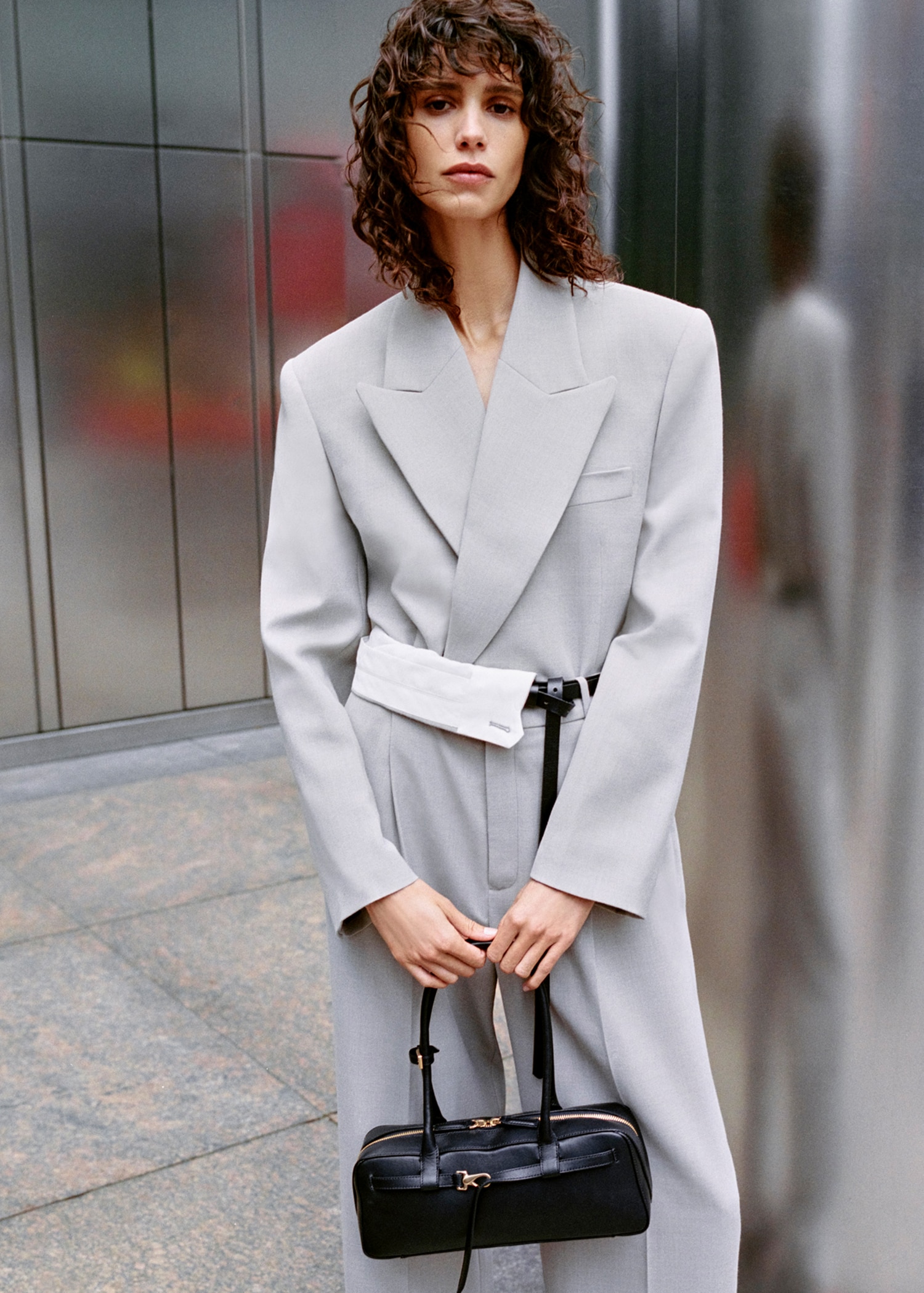 Double-breasted suit jacket - Details of the article 7