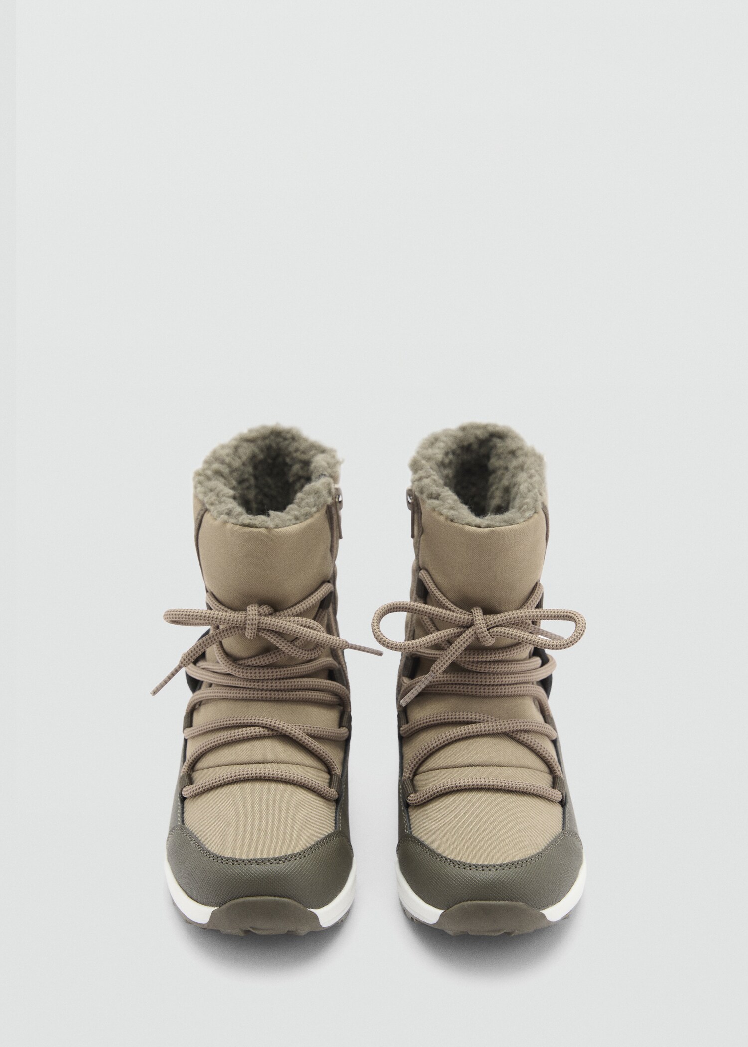 Lace-up mountain boots - Details of the article 2