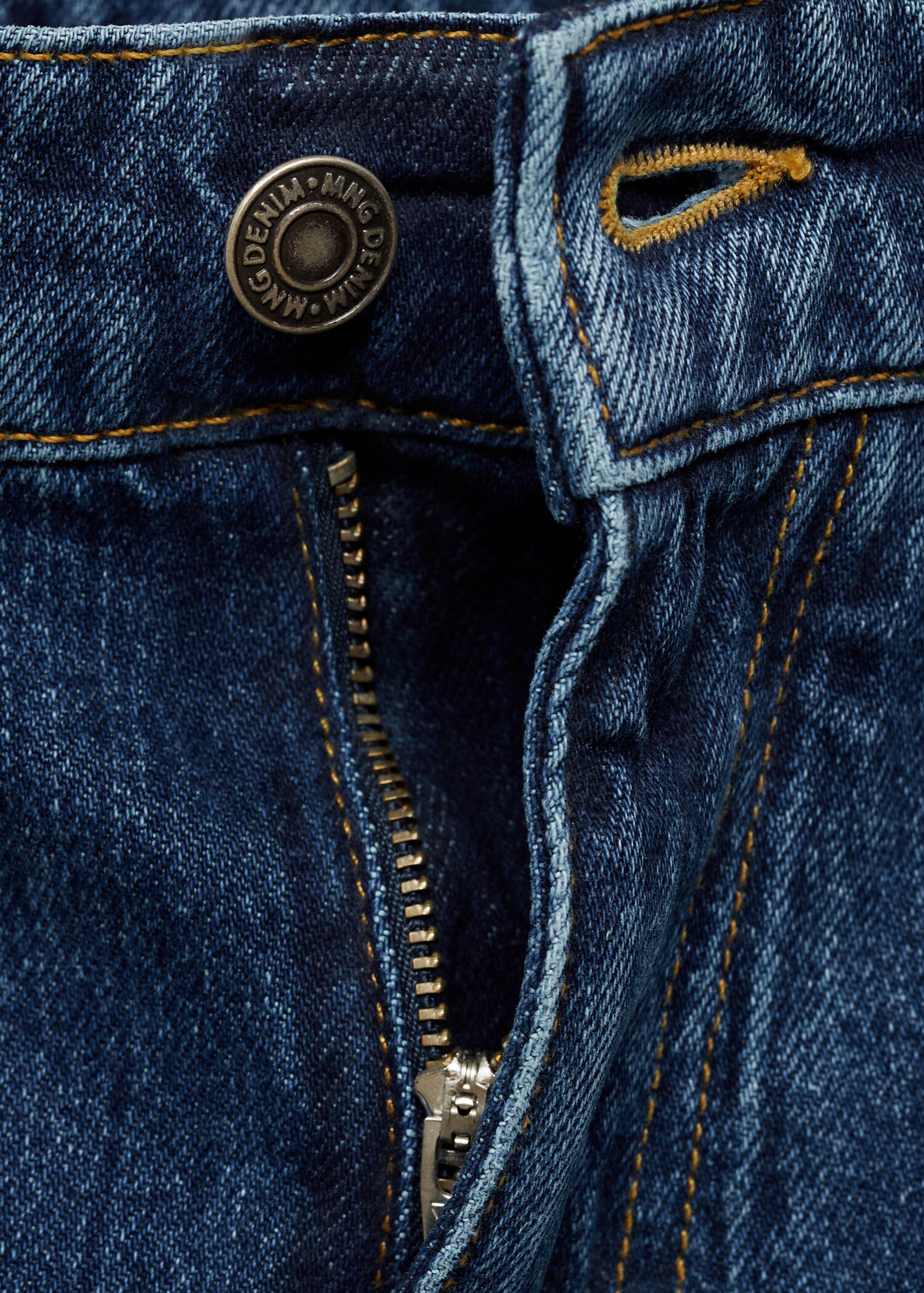 Jean tapered-fit délavé foncé - Détail de l'article 0