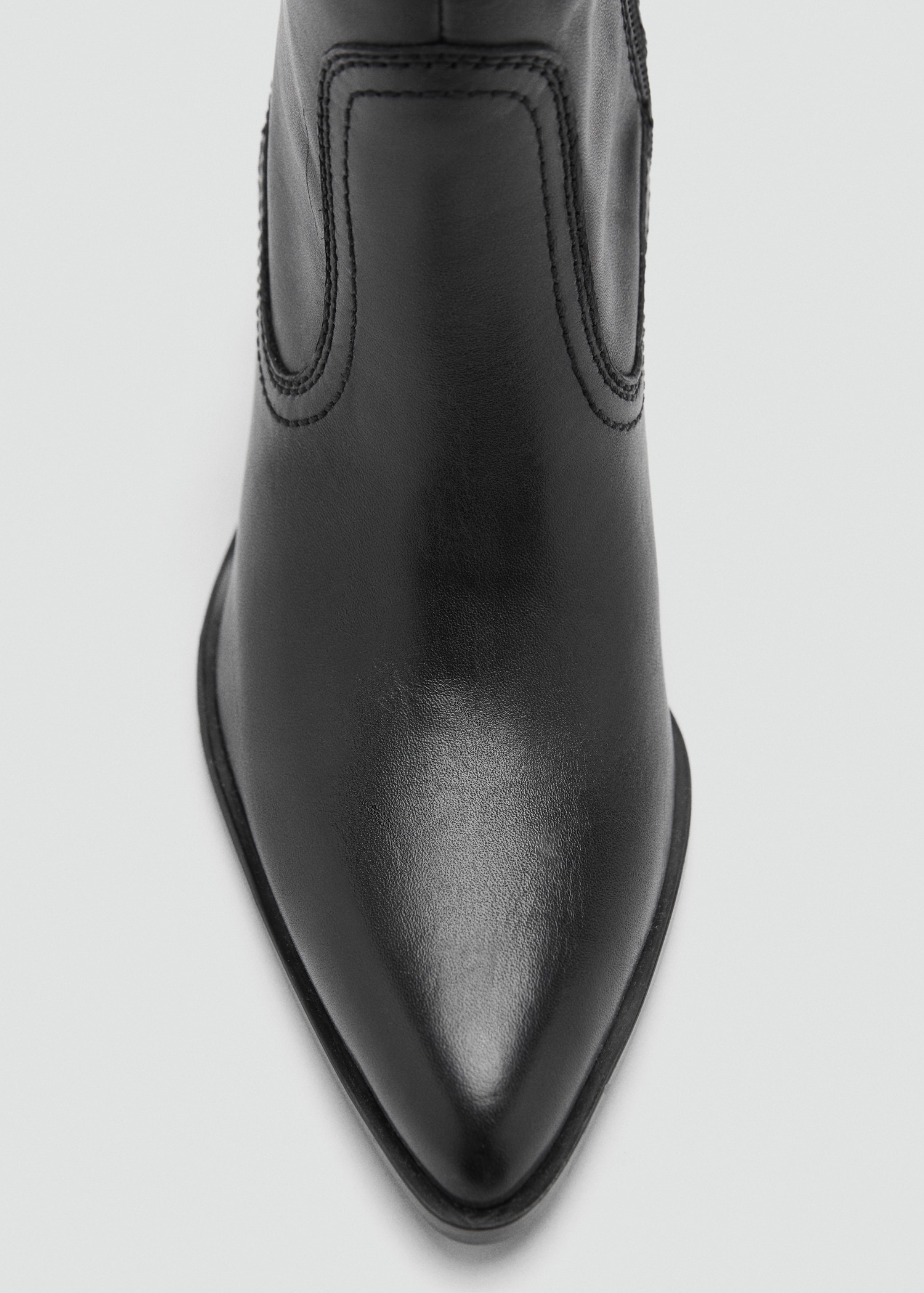 Leather pointed ankle boots - Women | MNG Australia