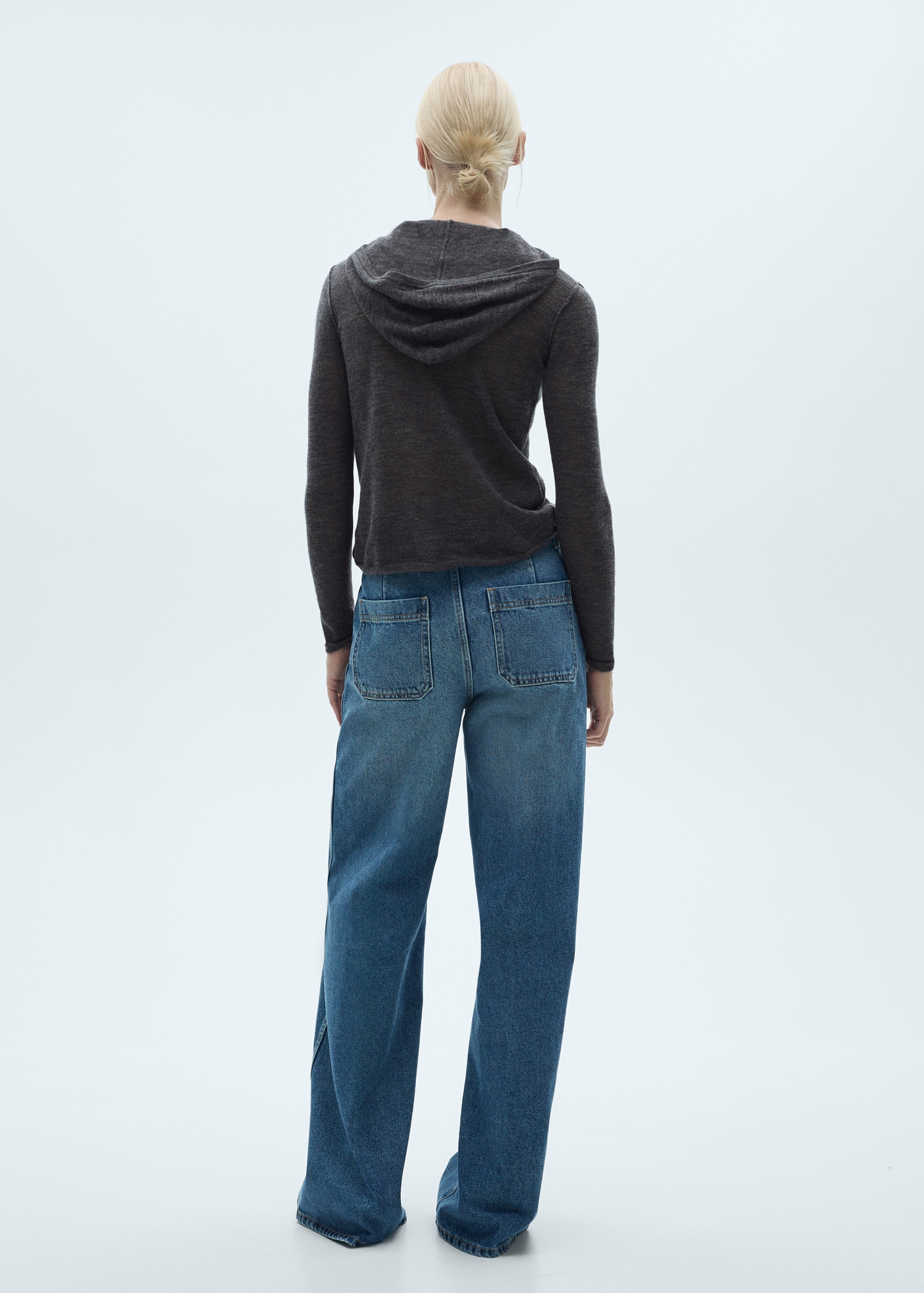 Hooded knit sweater - Reverse of the article