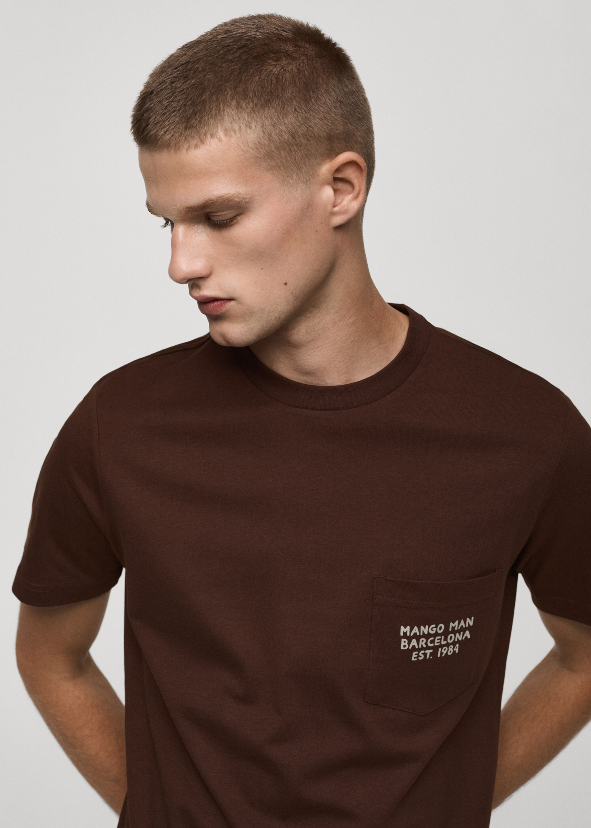 100% cotton t-shirt text - Details of the article 1