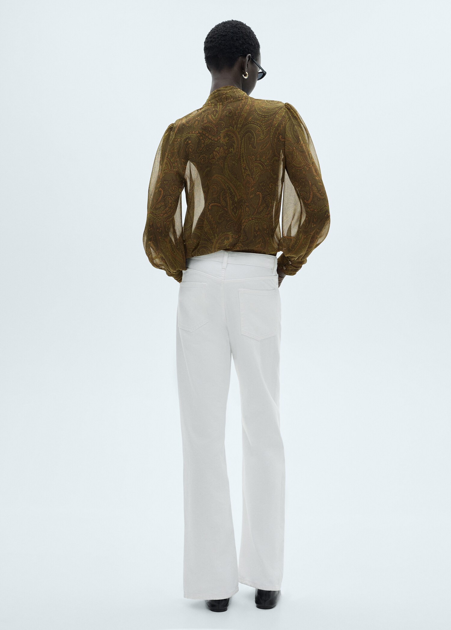 Bow printed blouse - Reverse of the article