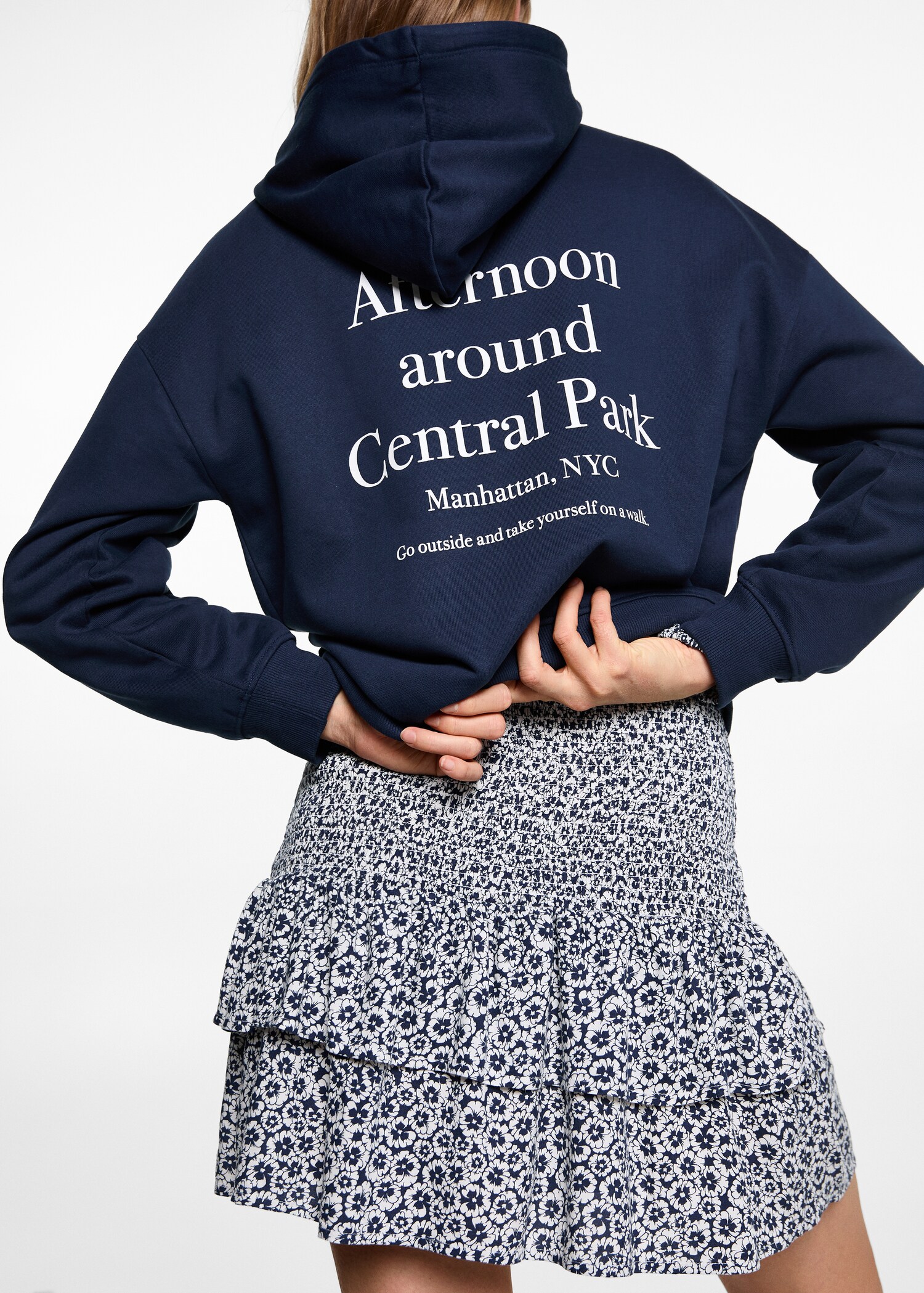 Embroidered detail cotton sweatshirt - Details of the article 6