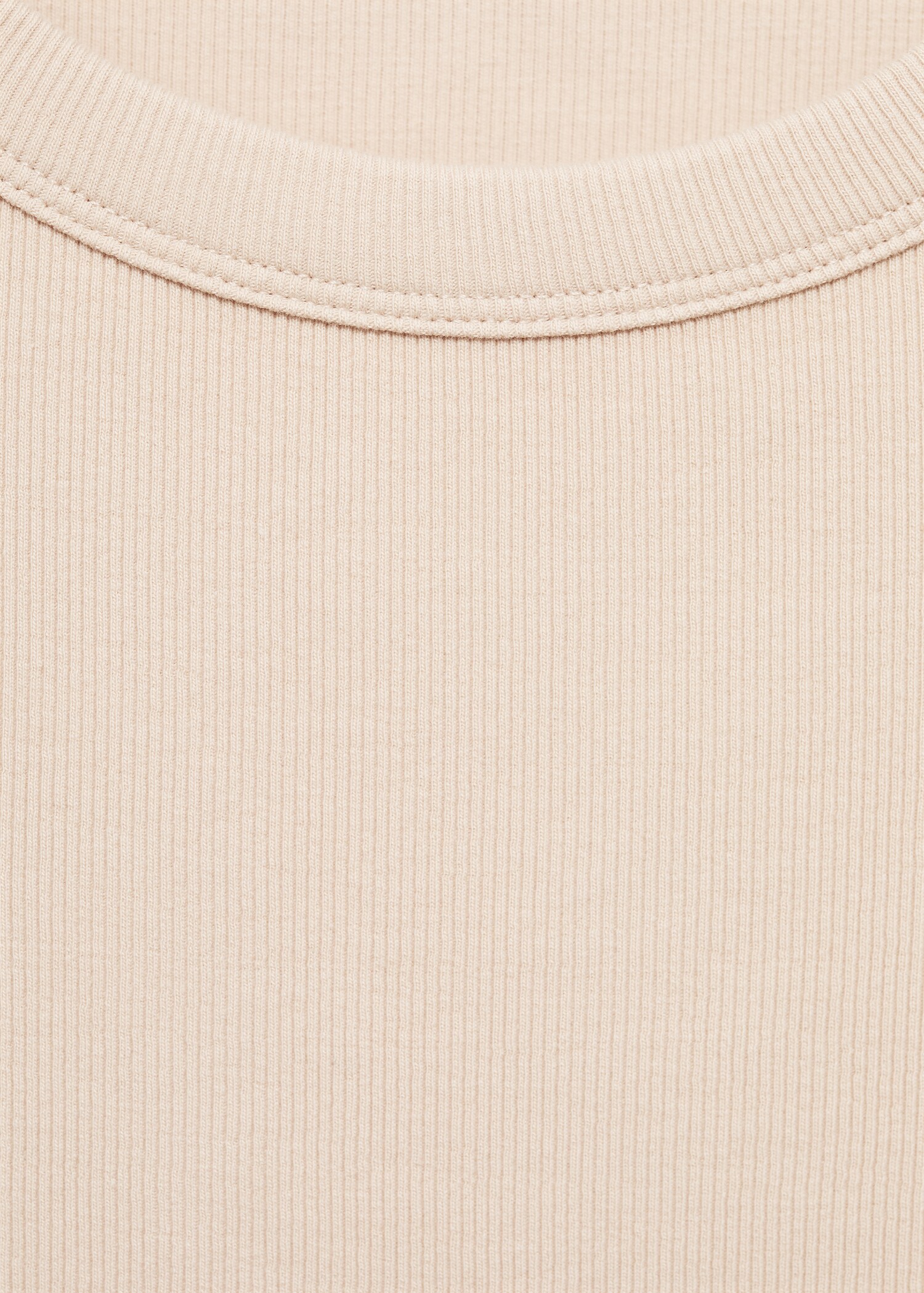 Short-sleeved cotton t-shirt - Details of the article 8