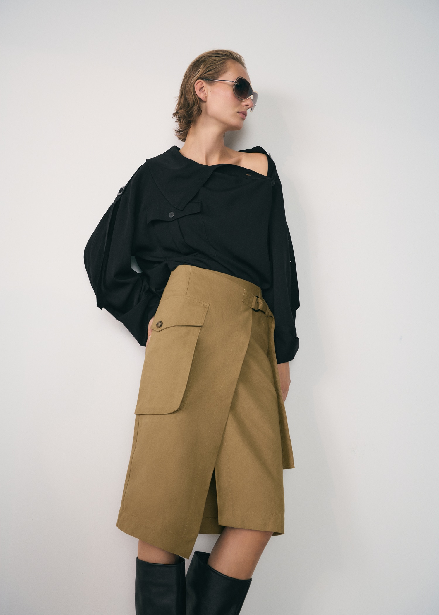 Midi-skirt with cargo pockets - Details of the article 2