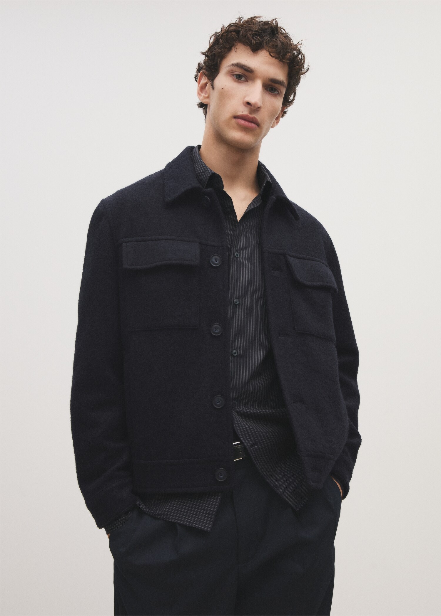 Wool jacket with pockets - Details of the article 5