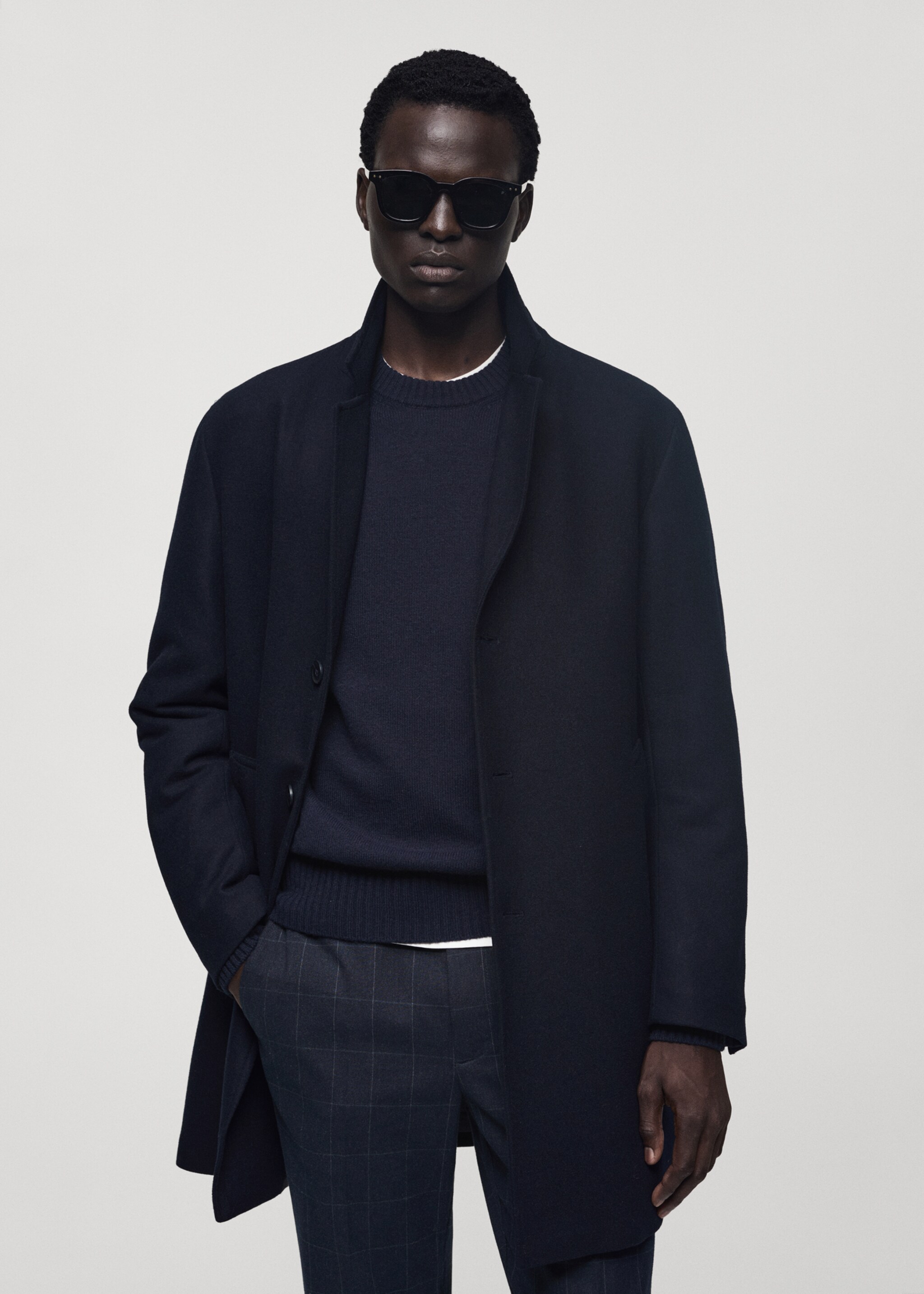 Wool coat with quilted interior hood - Details of the article 6