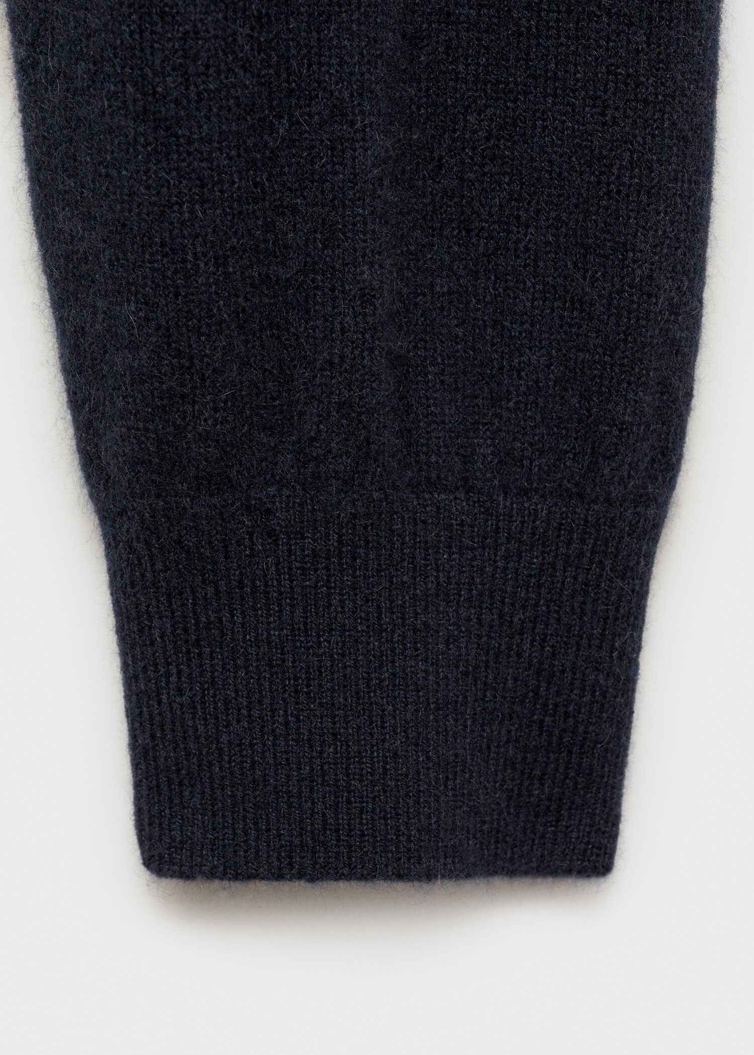 Pull-over 100 % cachemire col montant - Détail de l'article 0
