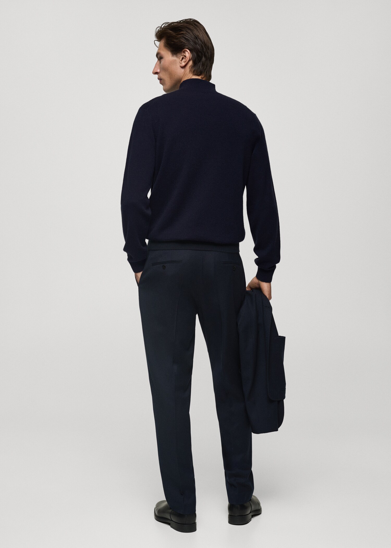 Pull-over 100 % cachemire col montant - Verso de l’article