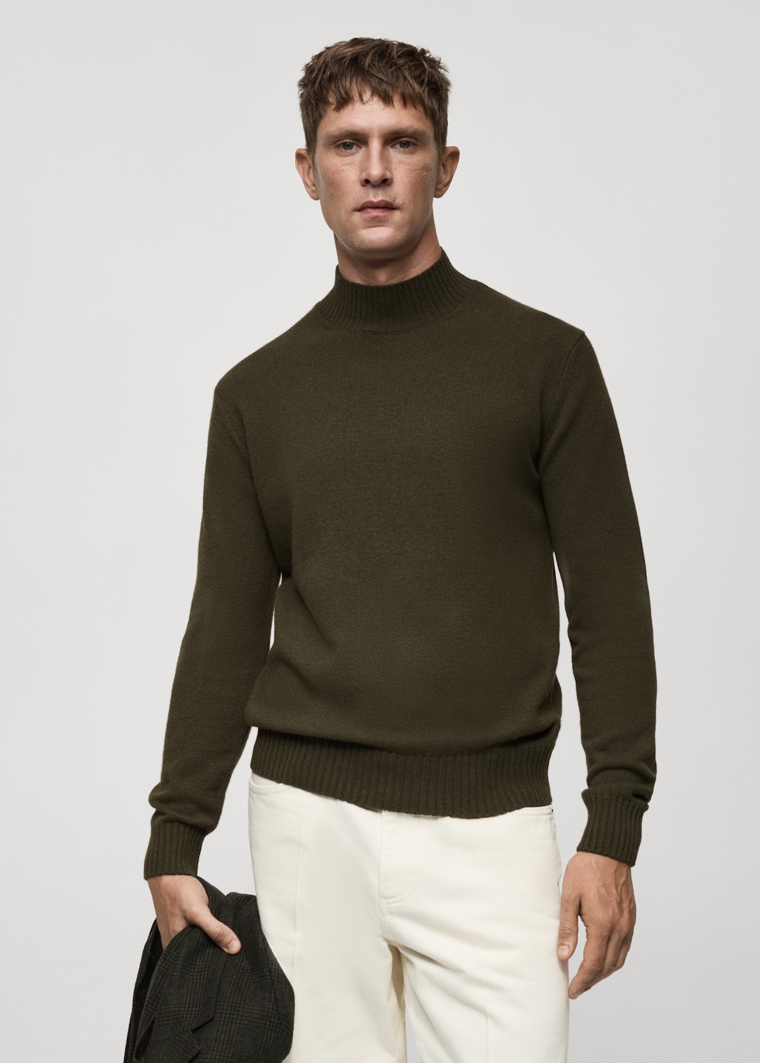 Wool sweater with perkins neck