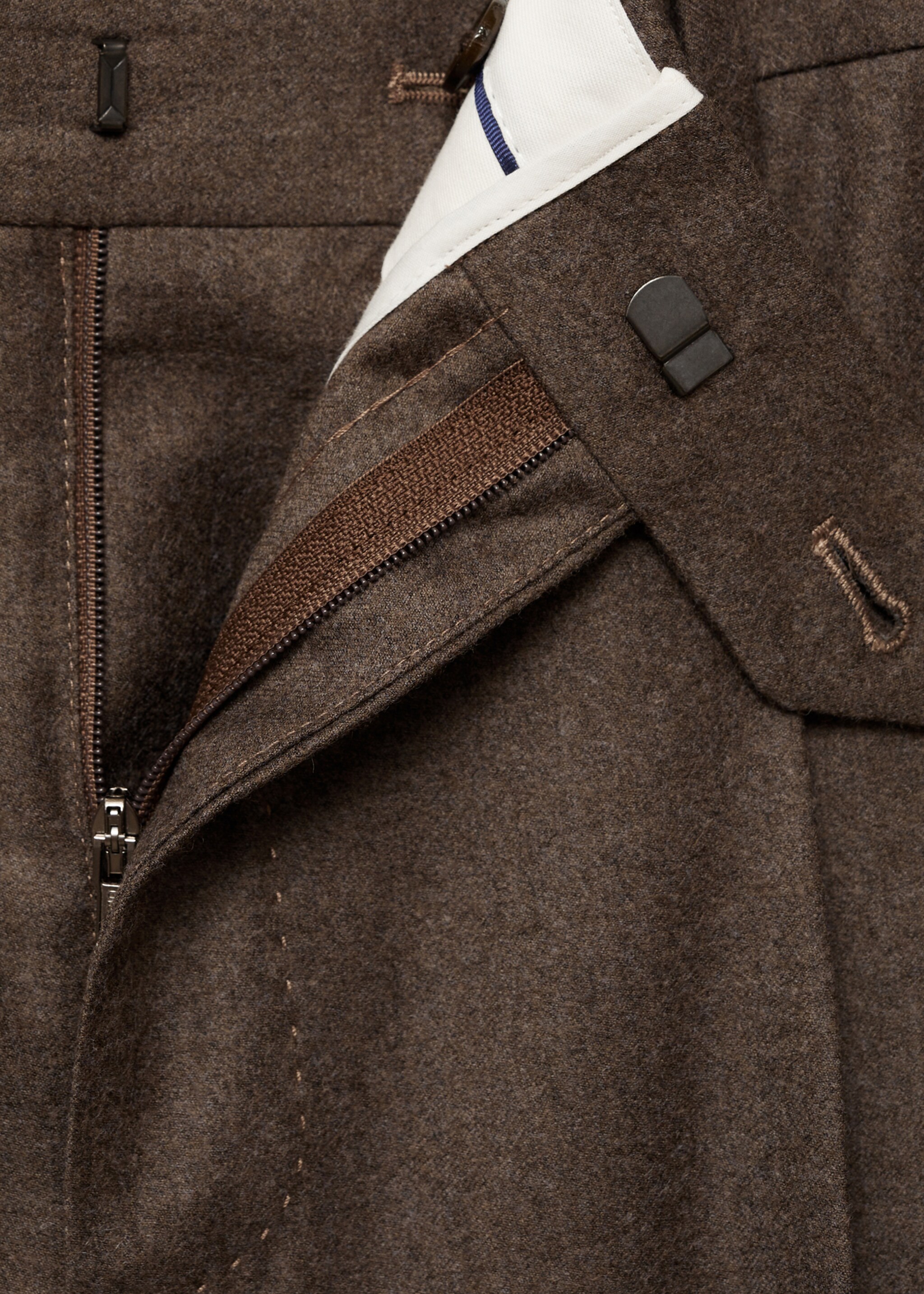 100% Italian virgin wool flannel suit trousers - Details of the article 0, Brown. Ref: 77027937-00.