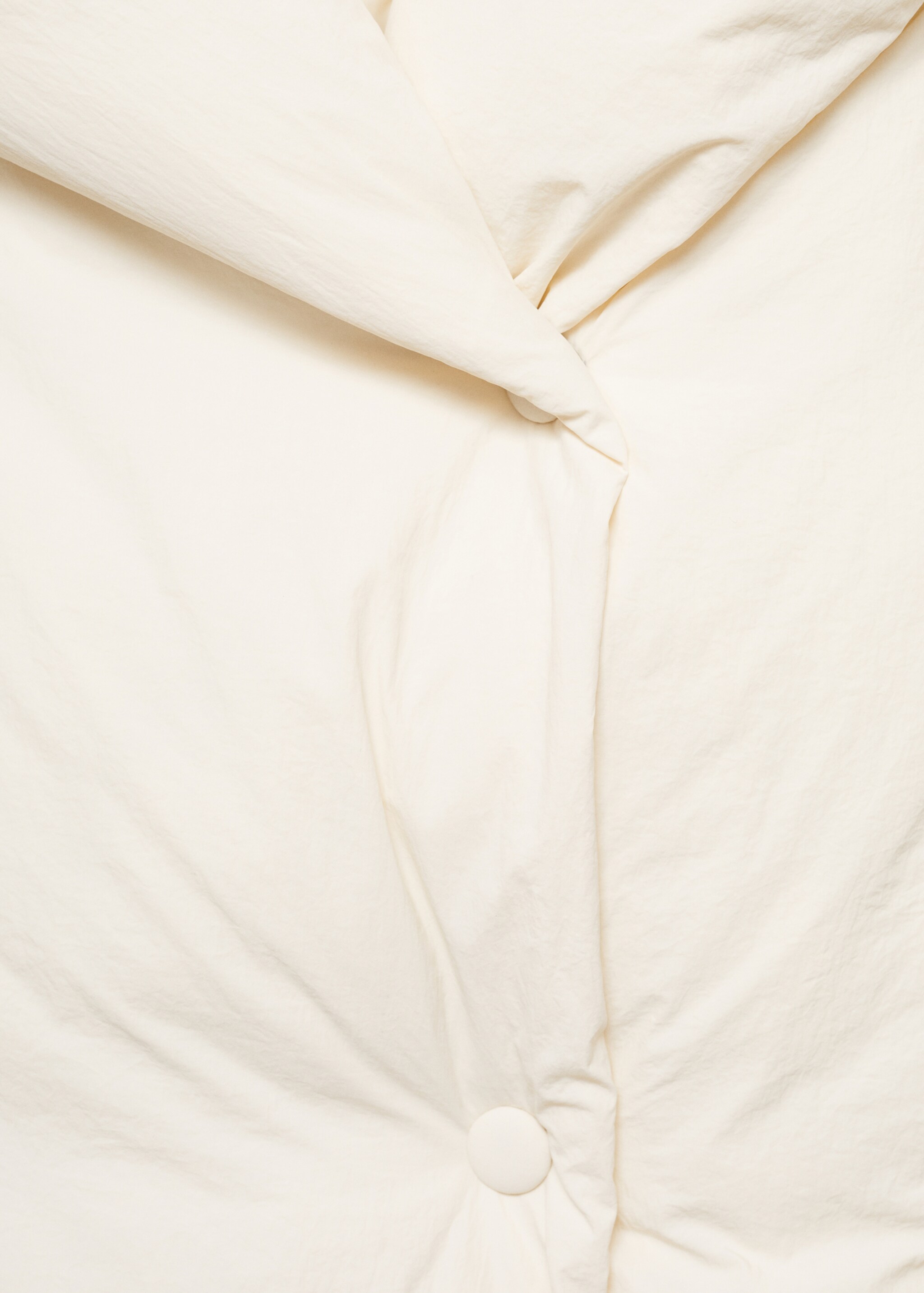 Anorak corto acolchado capucha - Detalle del artículo 8