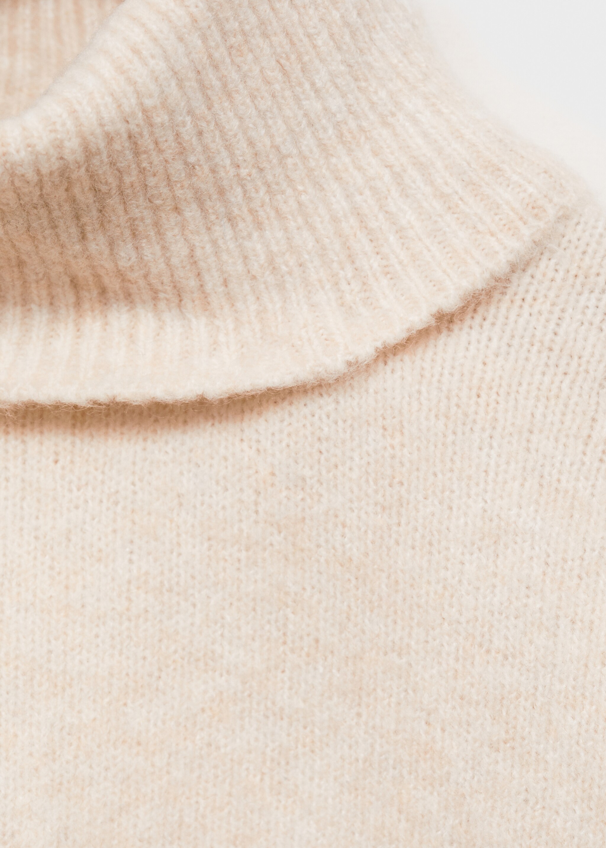 Turtleneck knit sweater - Details of the article 8