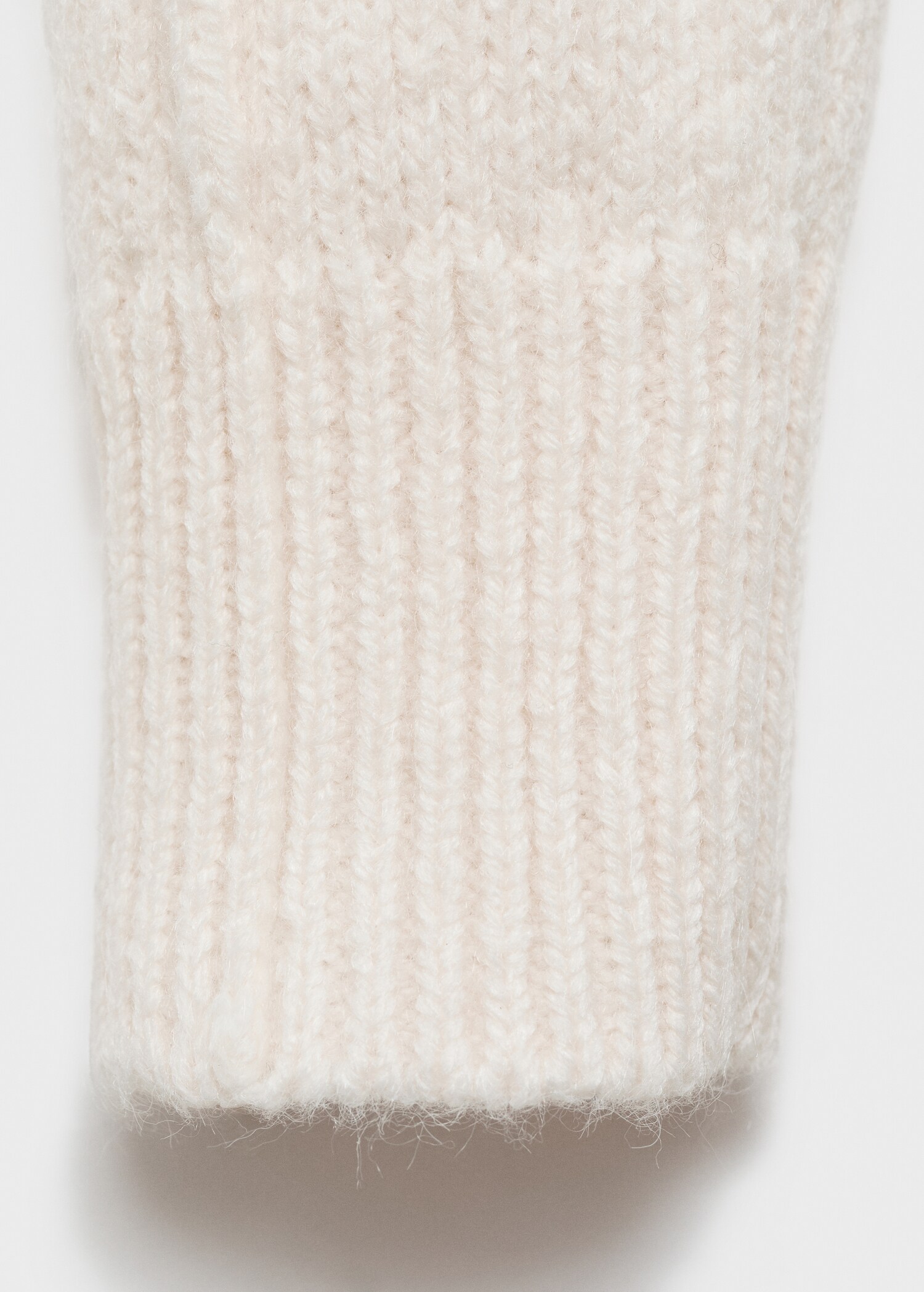 Perkins-neck sweater with seams - Details of the article 0