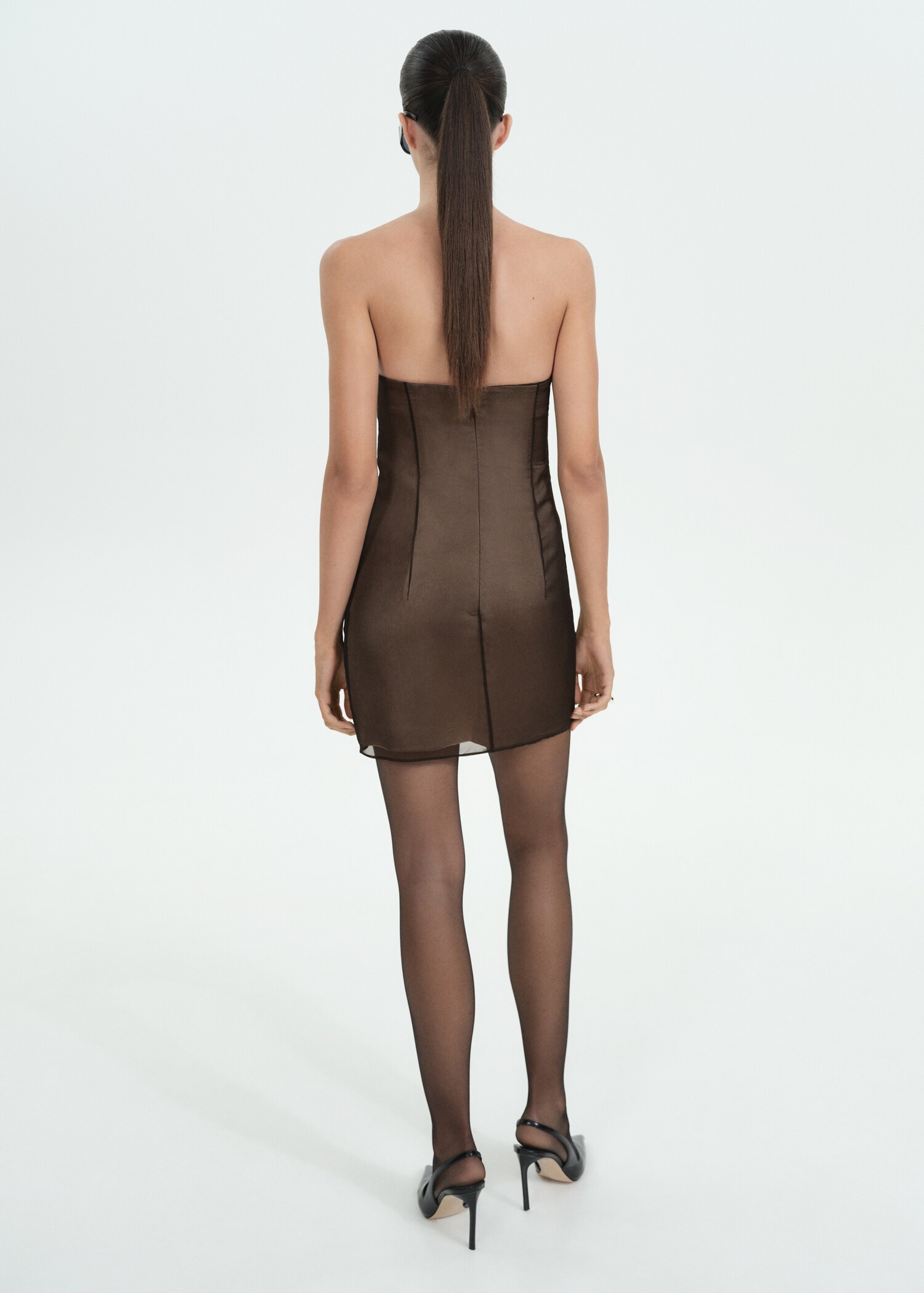 Short dress with corset neckline - Reverse of the article