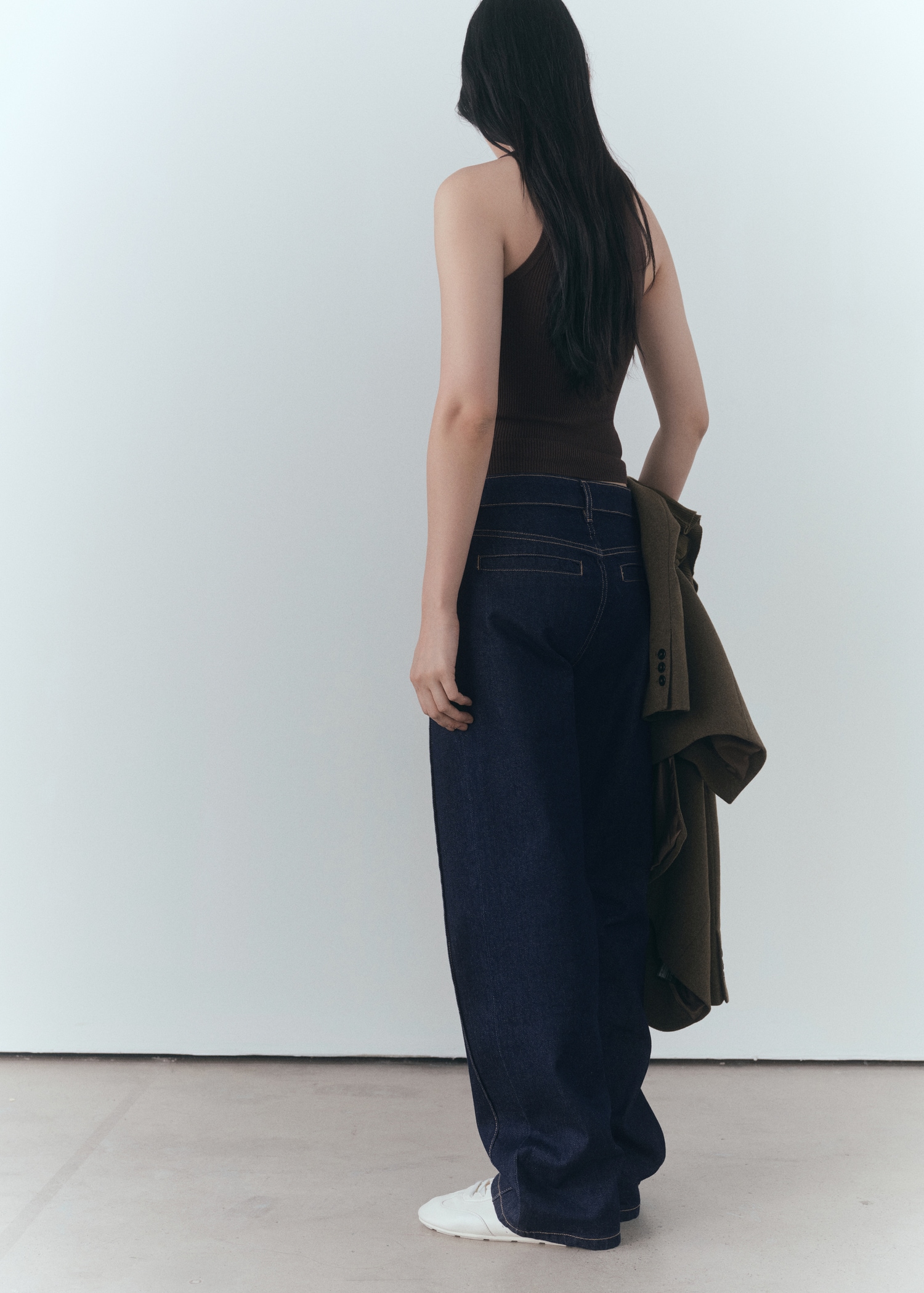Straight-fit rinse-wash jeans with seams - Reverse of the article