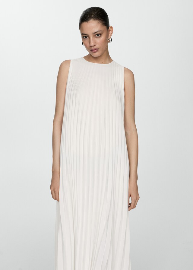 Pleated A line dress MDK274