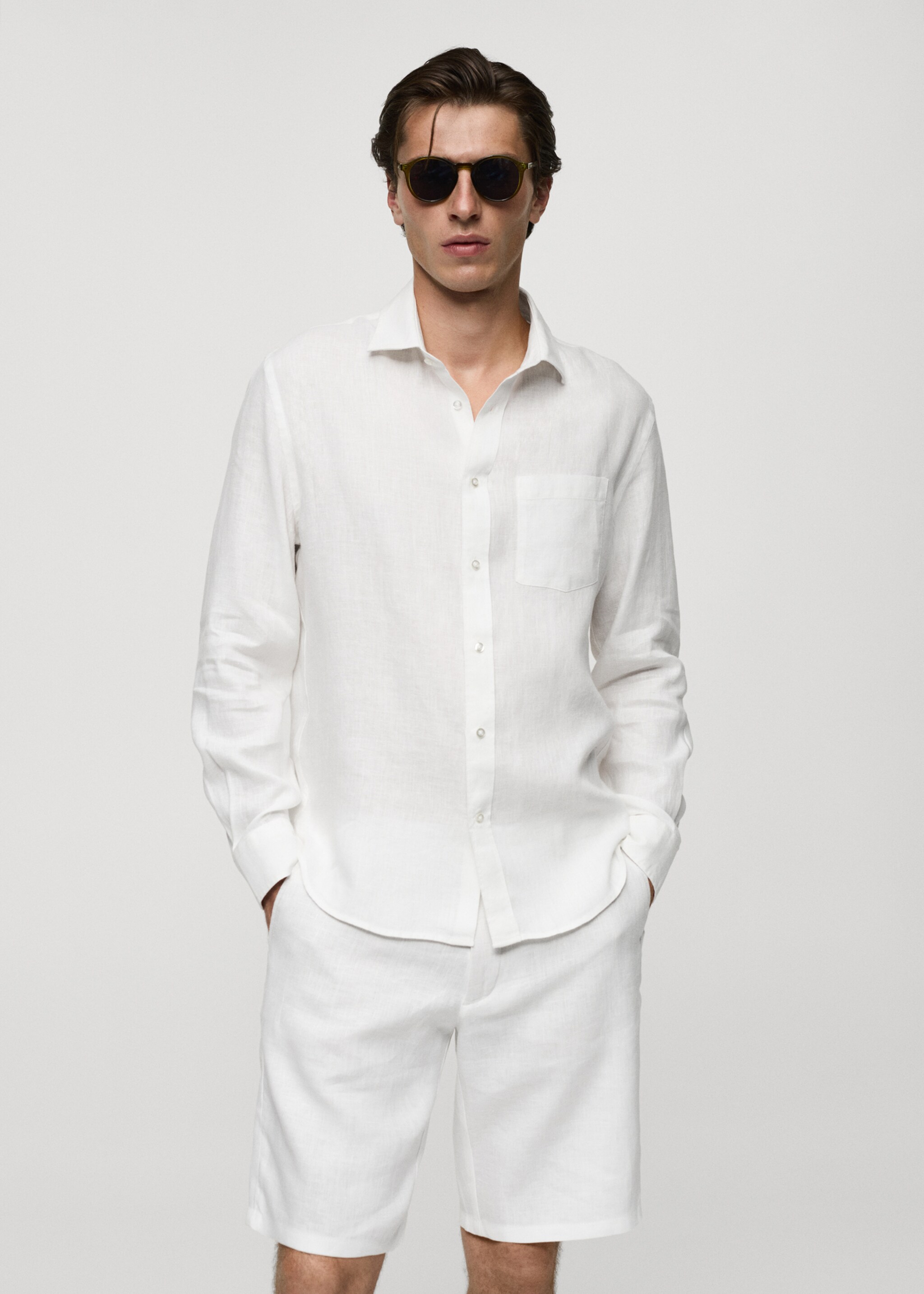 Camisa classic fit 100% lino - Plano medio