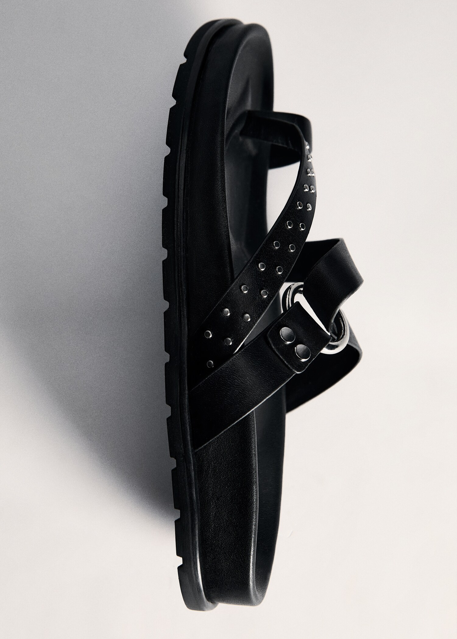 Leather straps sandals - Woman | MANGO USA