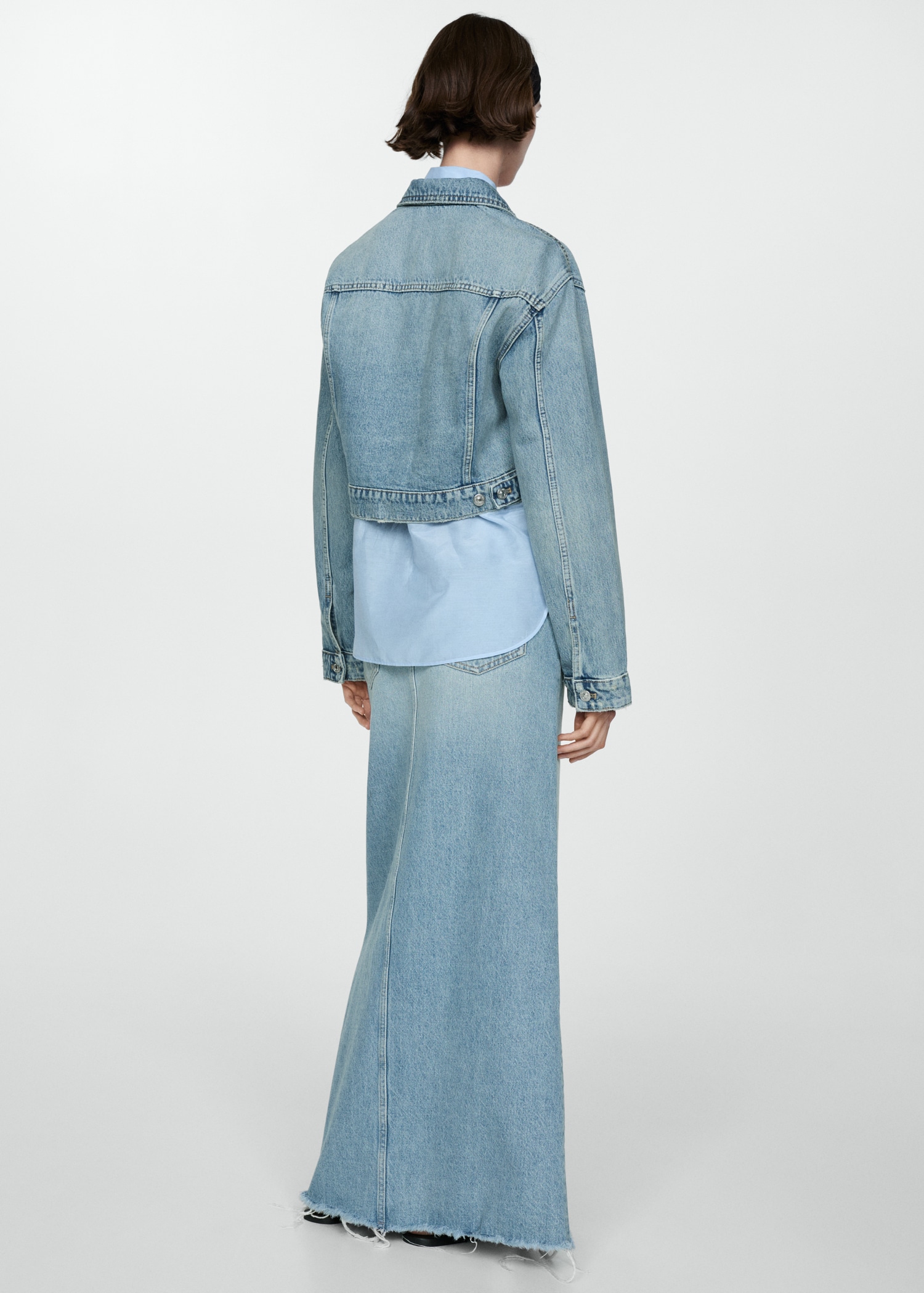 Pocketed denim jacket - Reverse of the article
