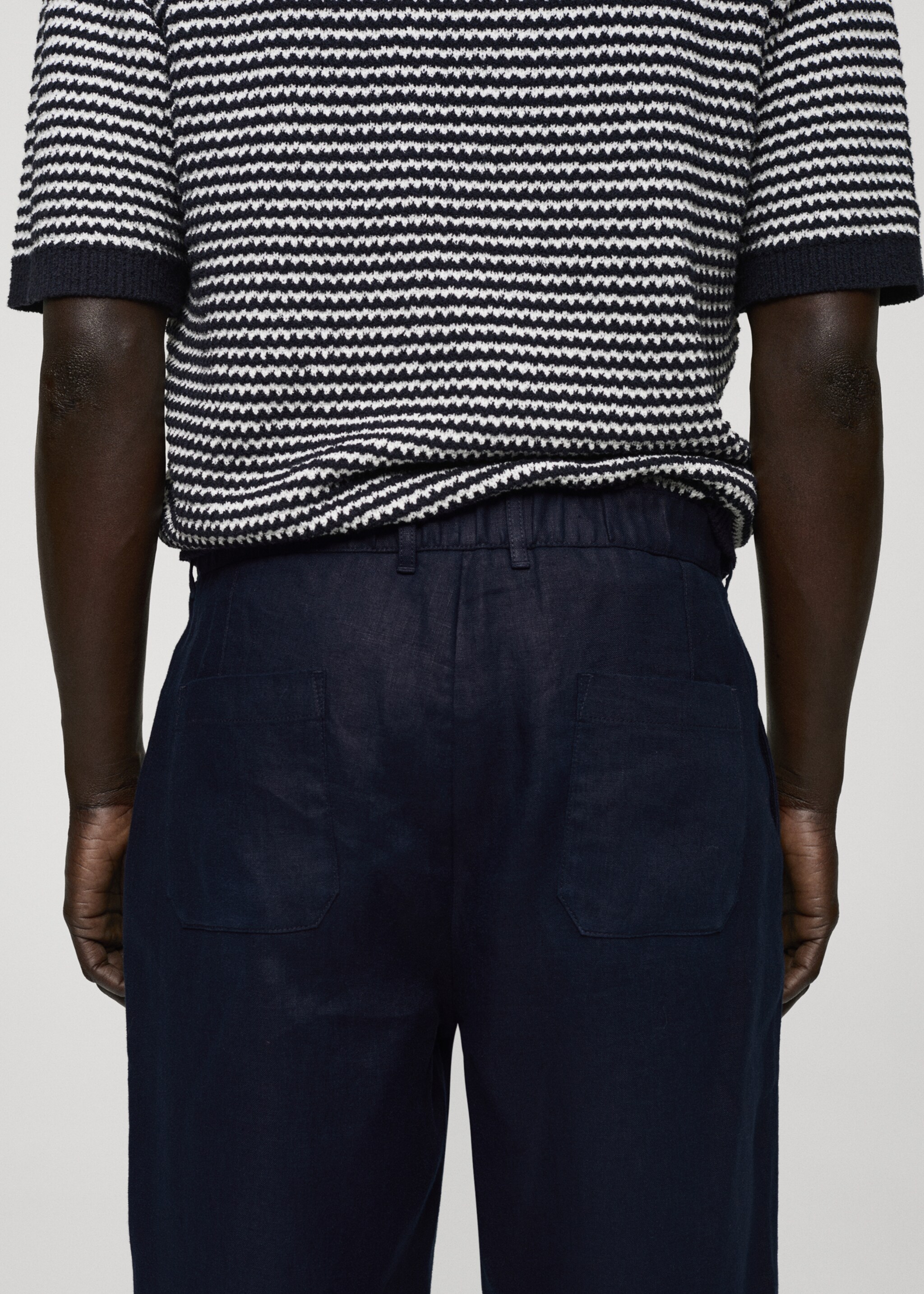 Relaxed-fit 100% linen trousers - Details of the article 6